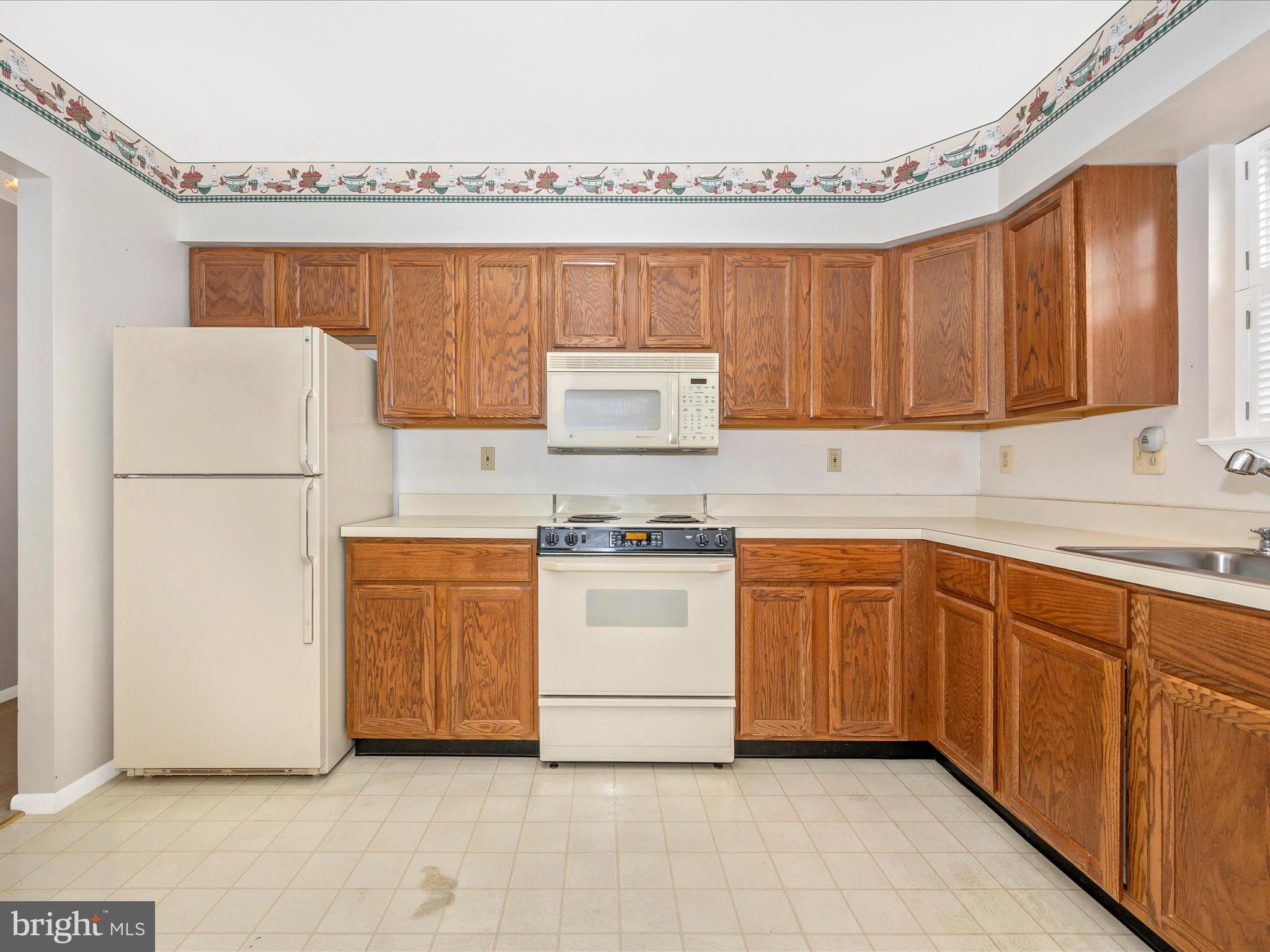 CRESTWOOD VILLAGE - Residential