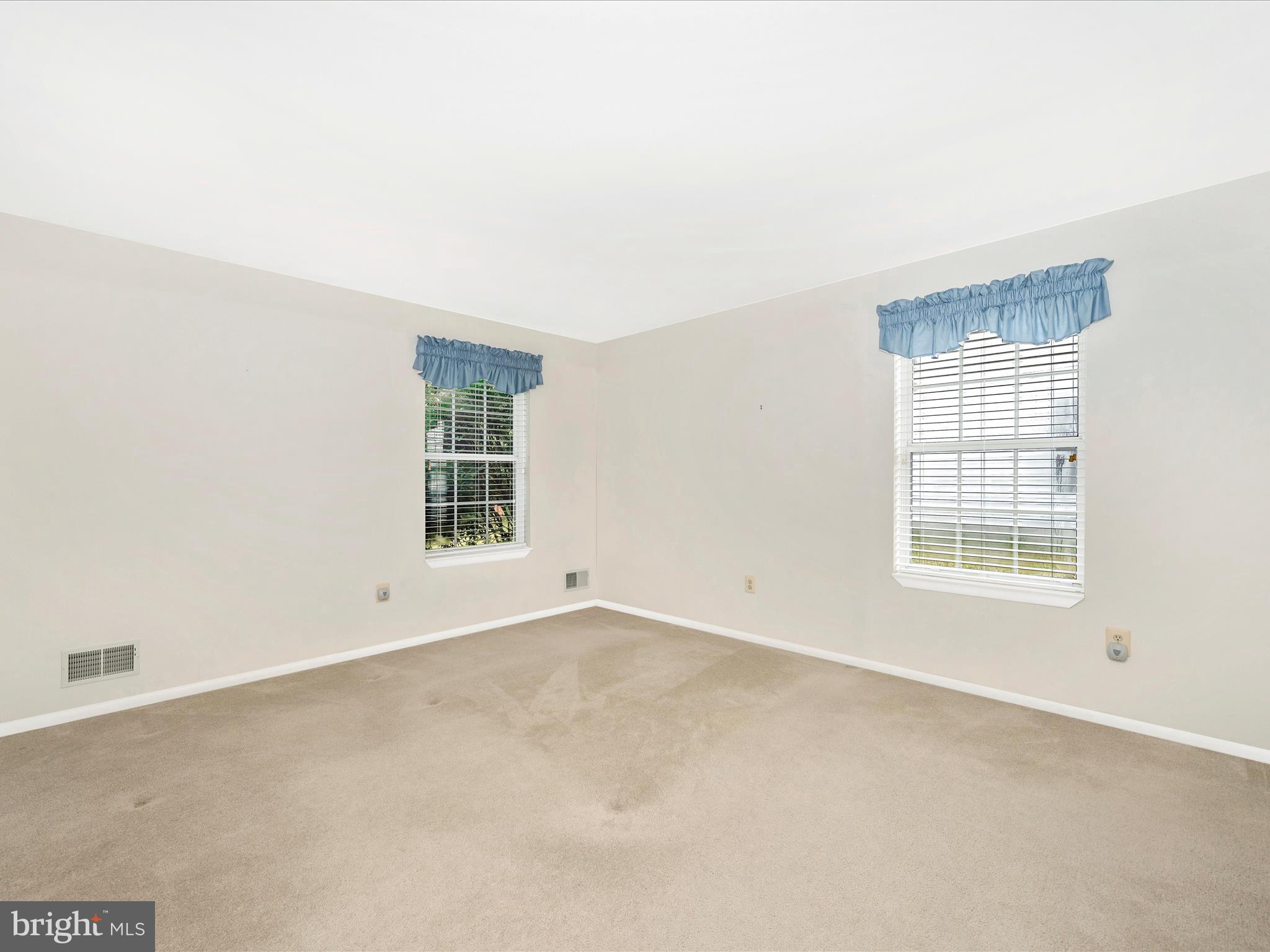 CRESTWOOD VILLAGE - Residential