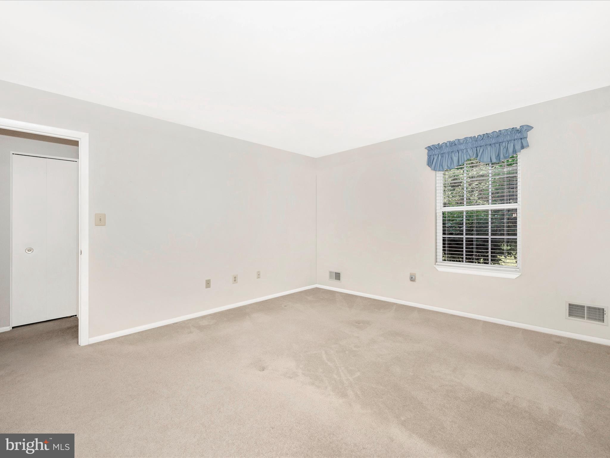 CRESTWOOD VILLAGE - Residential