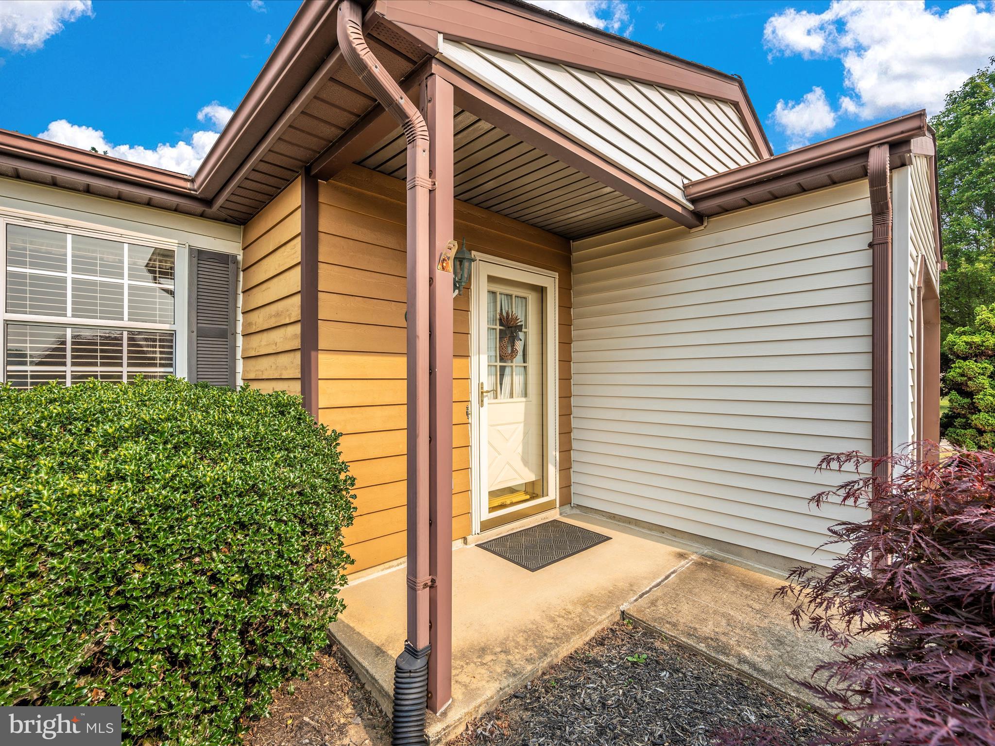 CRESTWOOD VILLAGE - Residential