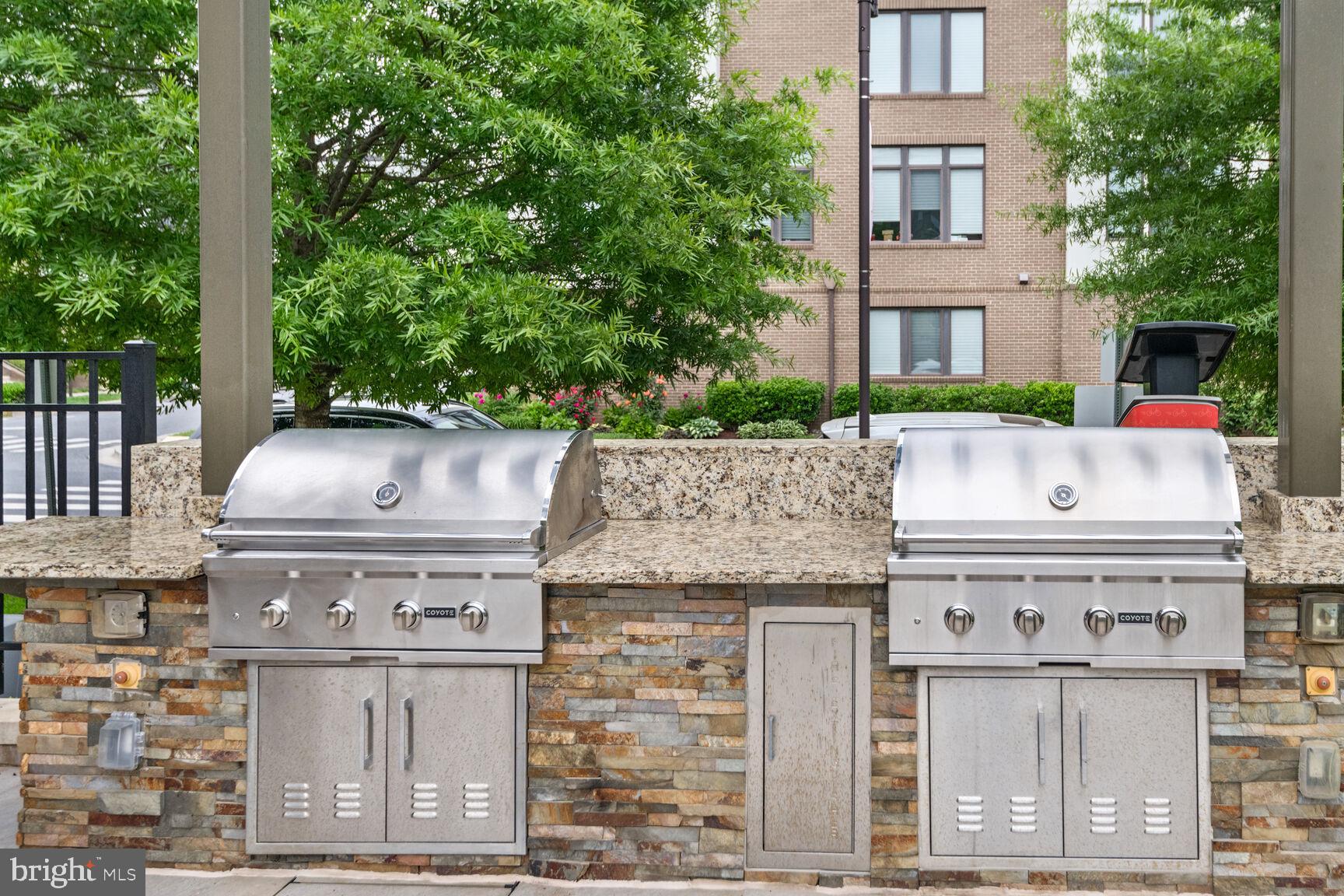 WESTSIDE AT SHADY GROVE - Residential