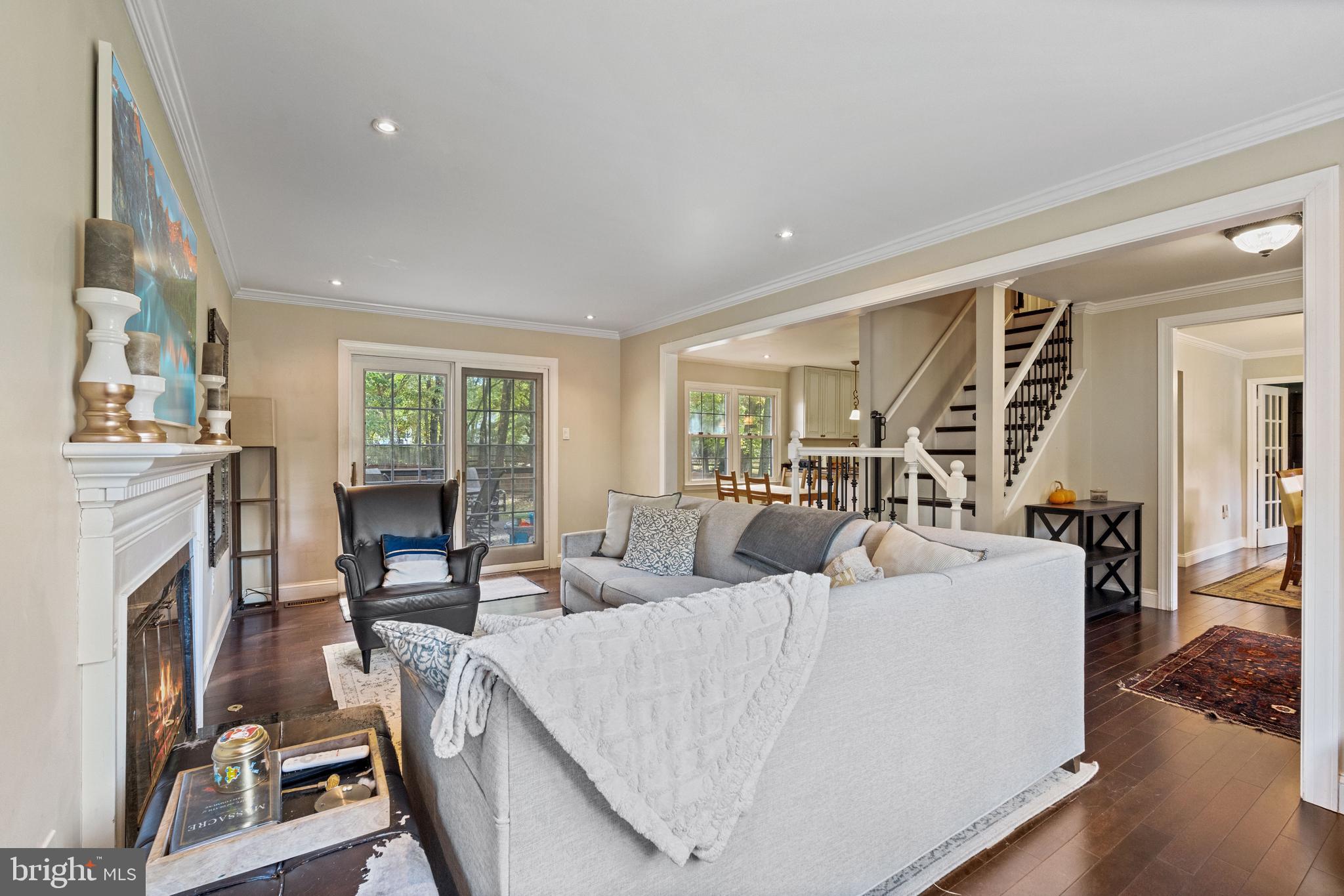 2307 BALLYCAIRNE COURT