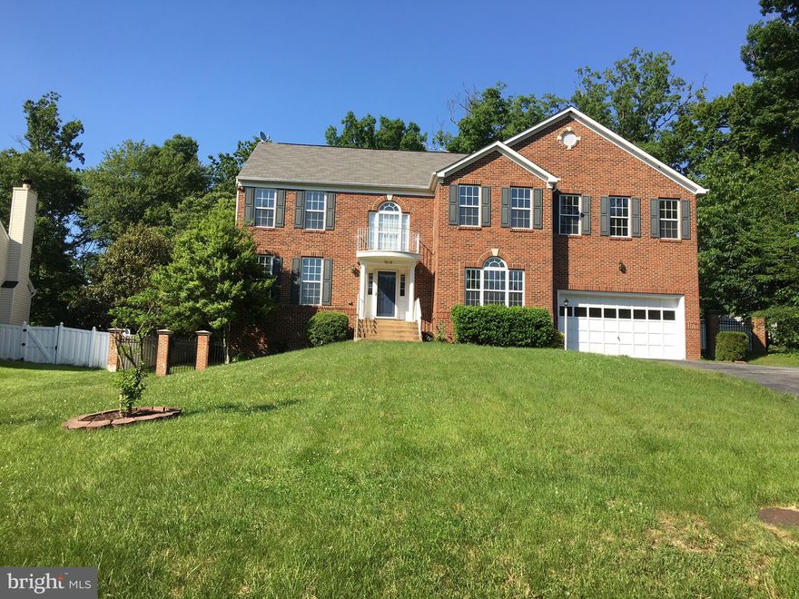 6 Bedrooms (5 on upper level) & 1 on lower level); 3.5 Baths (1 Upper; 1 Lower; 1/2 on main level).  All brick home on half acre on quiet street.  Hardwood Floors Main Level.  Office/Library on Mail Level.  Approximately, 5000+ sq.ft. finished space.  Fam Rm Main Level with FP.  Big deck off breakfast room.  Stainless Steel & Granite in Kitchen. Island also in Kitchen.   Gas Cooking.  Propane Gas for Cooking, FP. Main Level Laundry.  Luxury Bath and huge walk-in closet in MBR.  Fenced Backyard.  Available Oct. 1.  Applications:  Call Listing Agent for application through National Tenant Network.