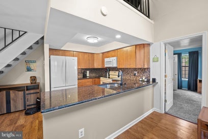 1133 WASHINGTON PLACE 33 CHESTERBROOK PA 19087