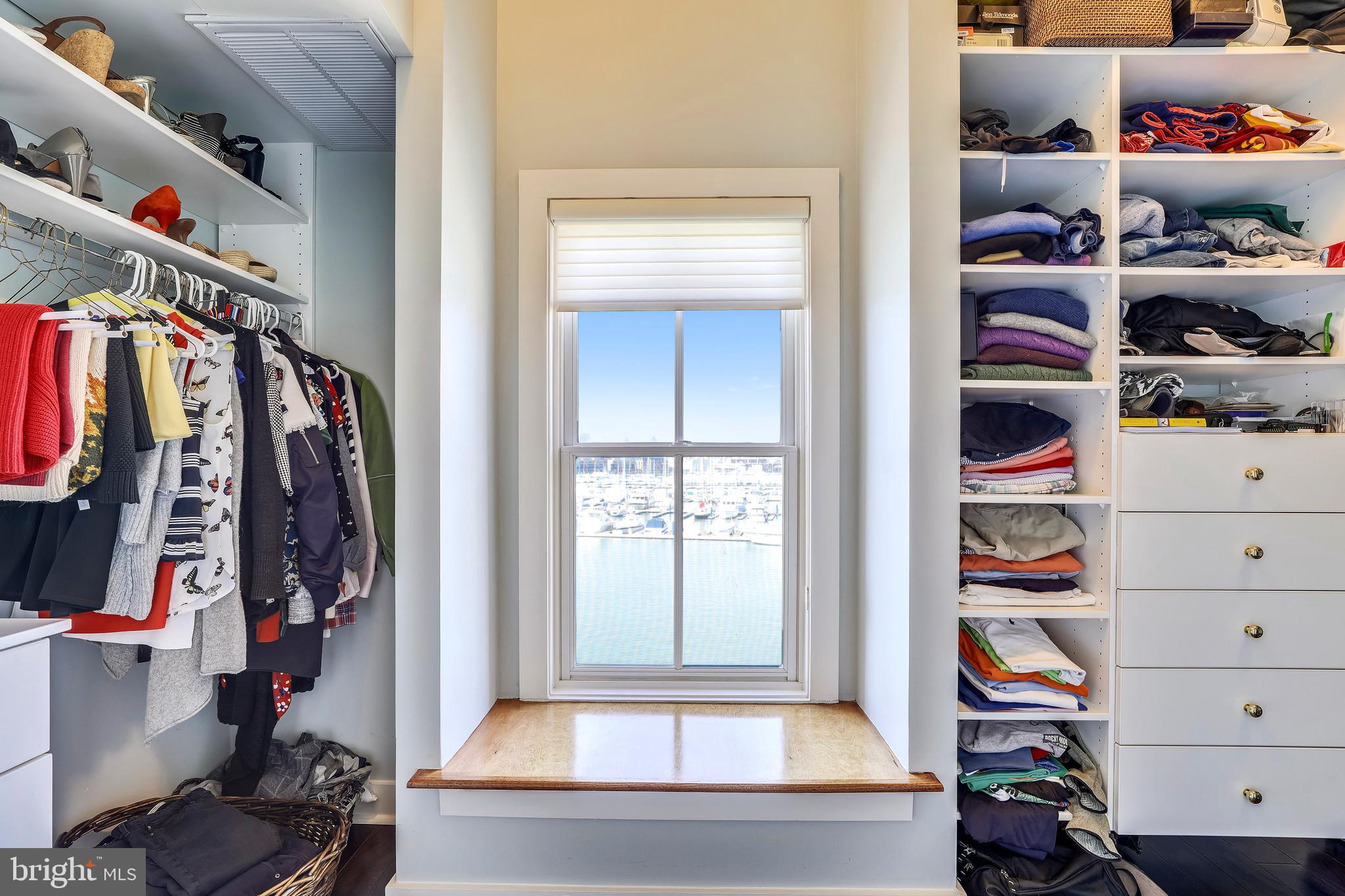 MOORINGS - Residential