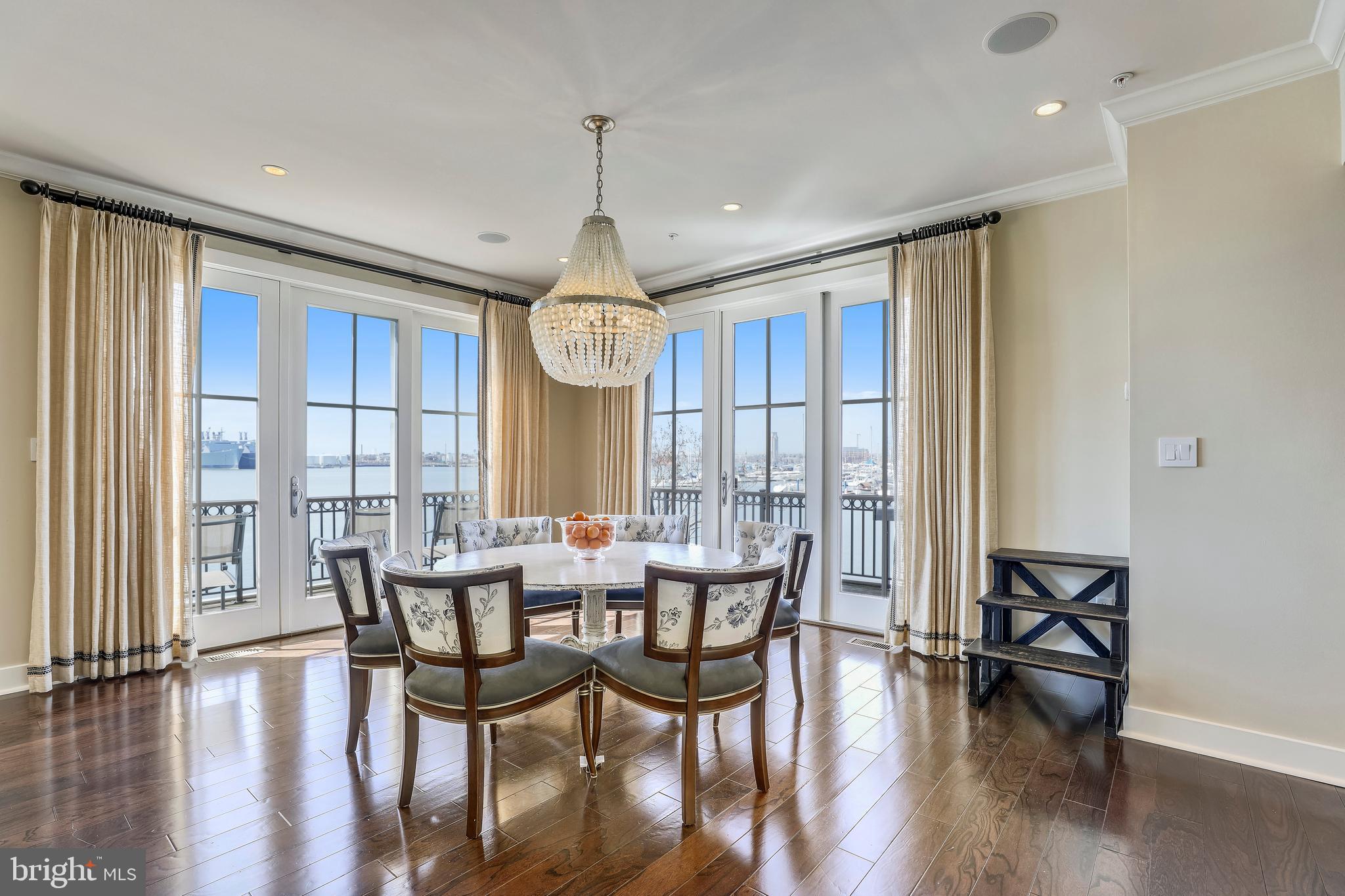 MOORINGS - Residential