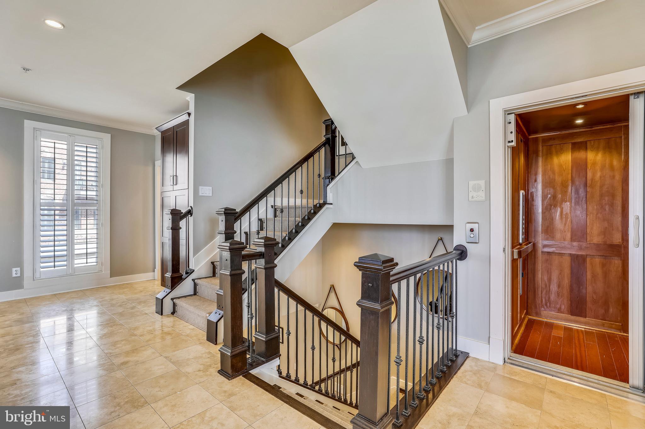 MOORINGS - Residential