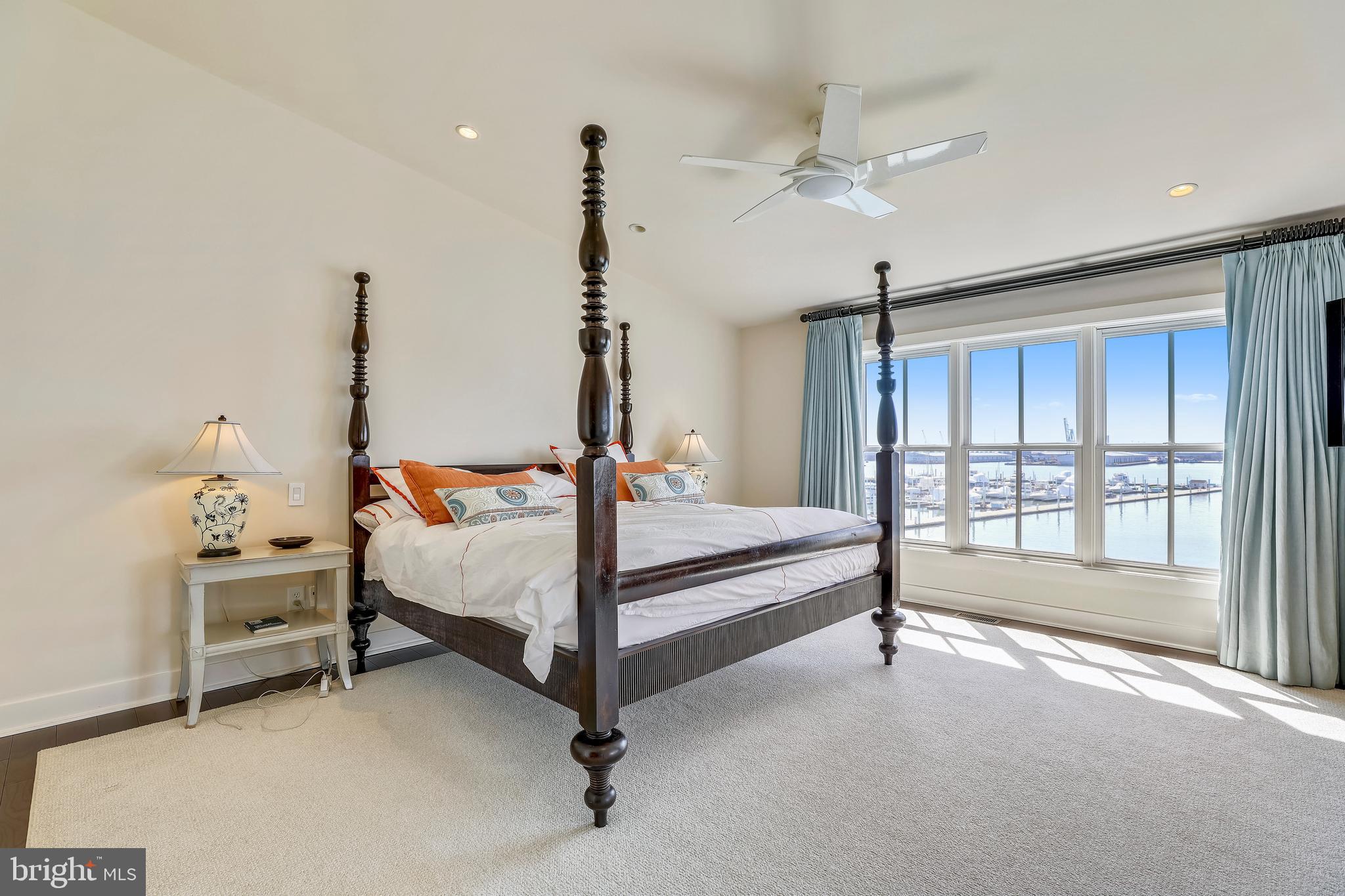 MOORINGS - Residential