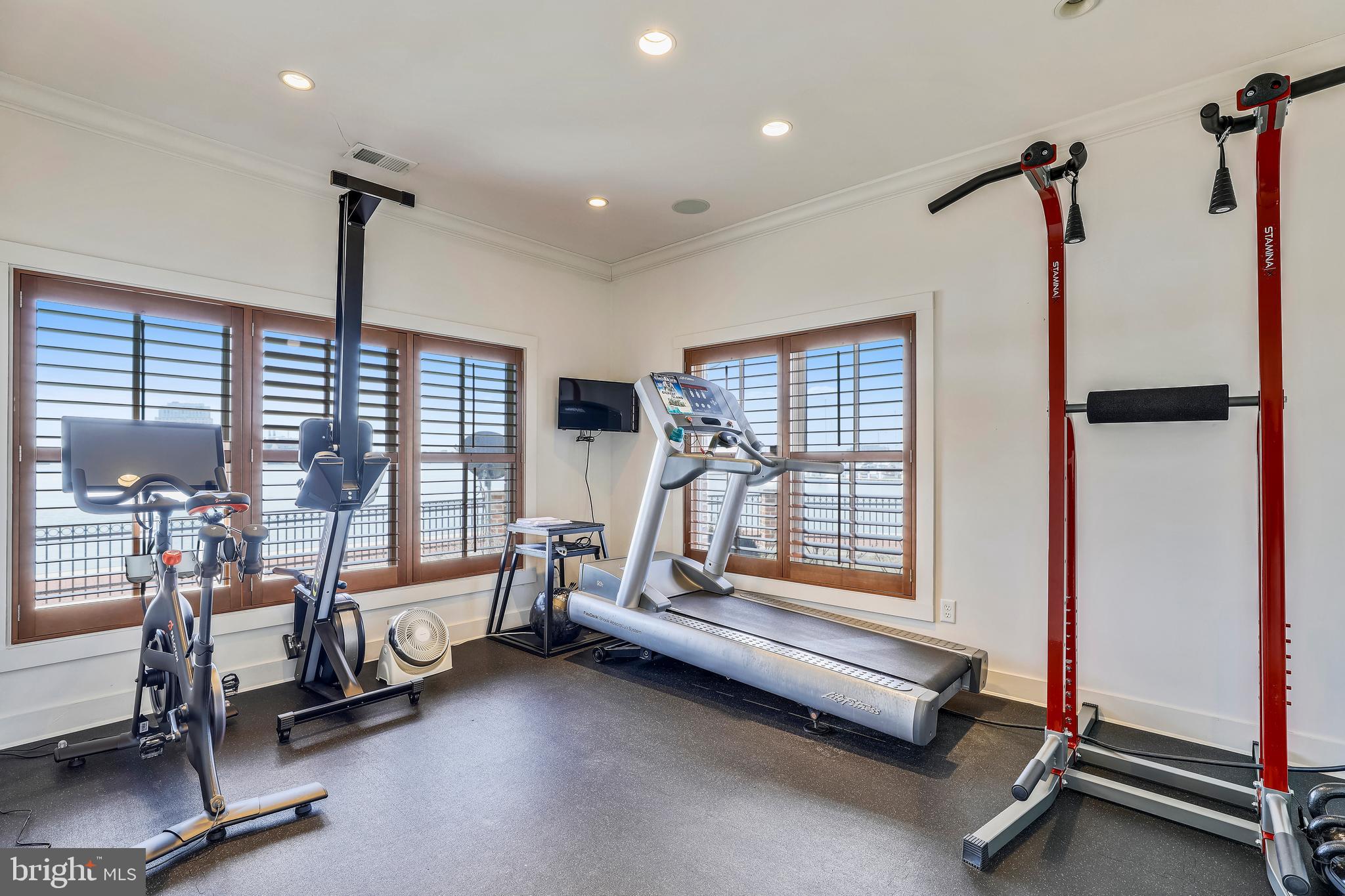 MOORINGS - Residential