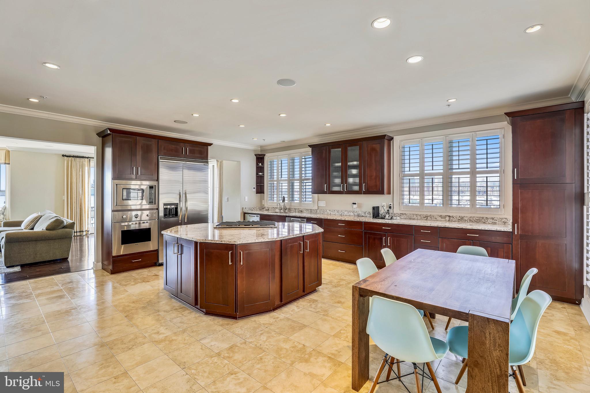 MOORINGS - Residential