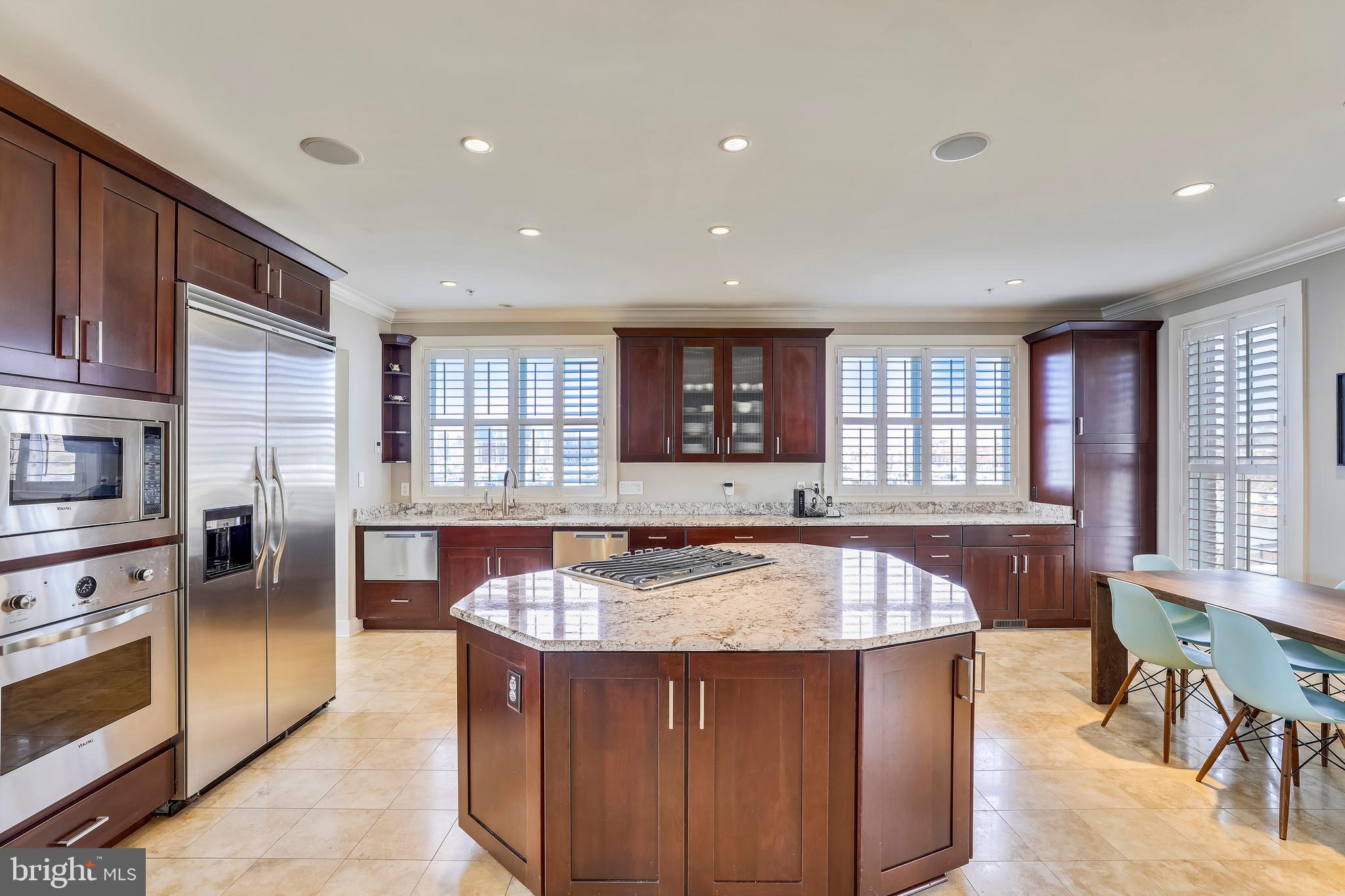 MOORINGS - Residential