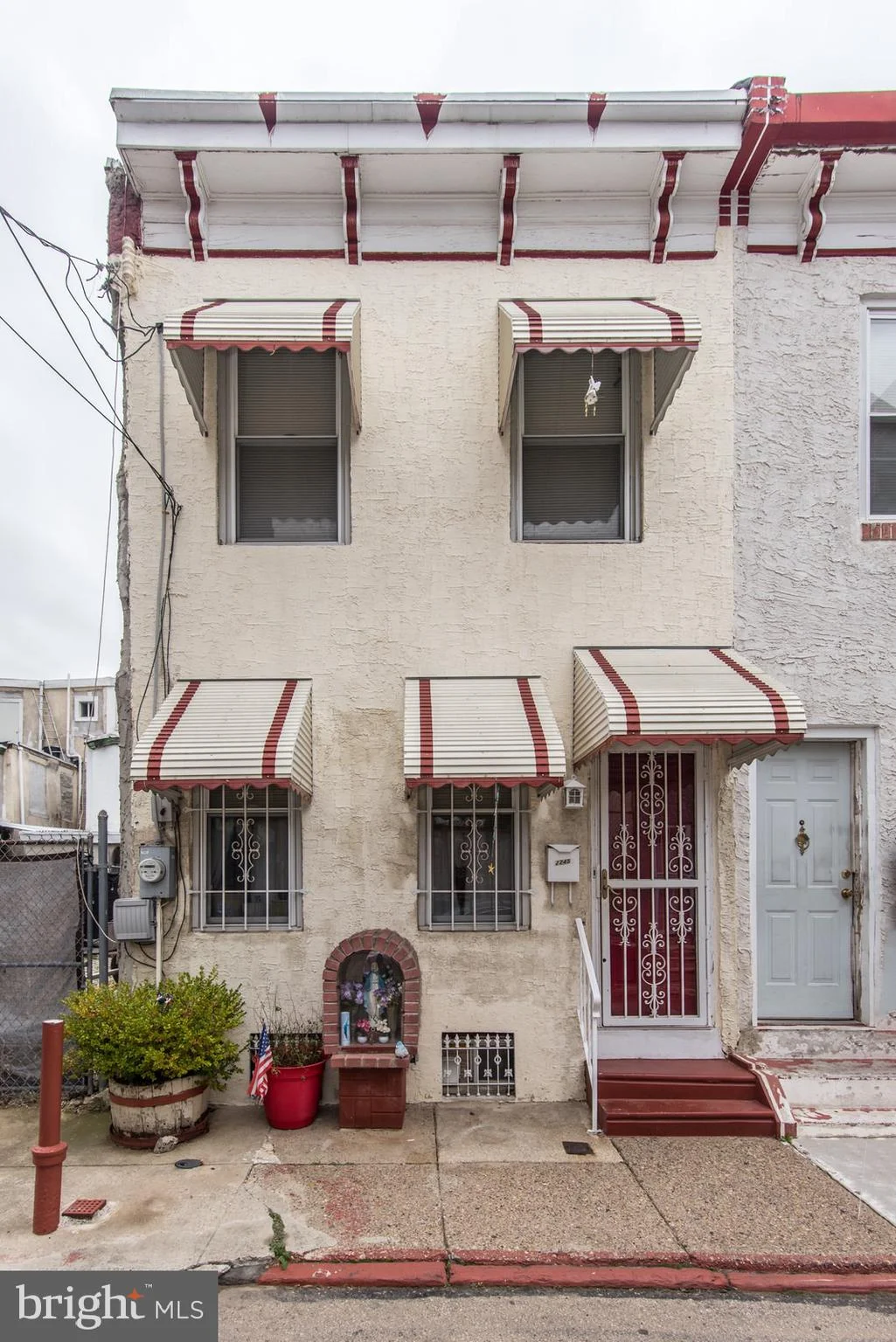 2245 N Waterloo Street, Philadelphia, PA 19133