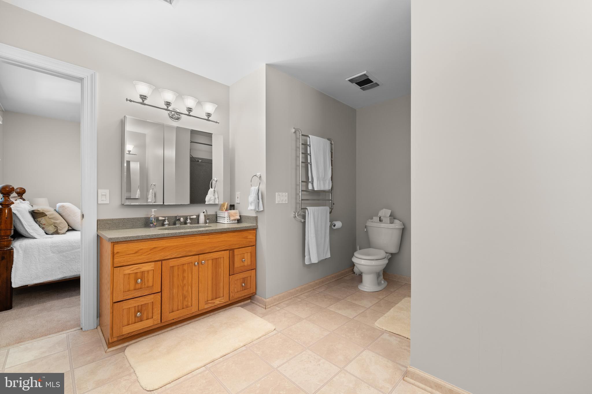 DOYLESTOWN - Residential