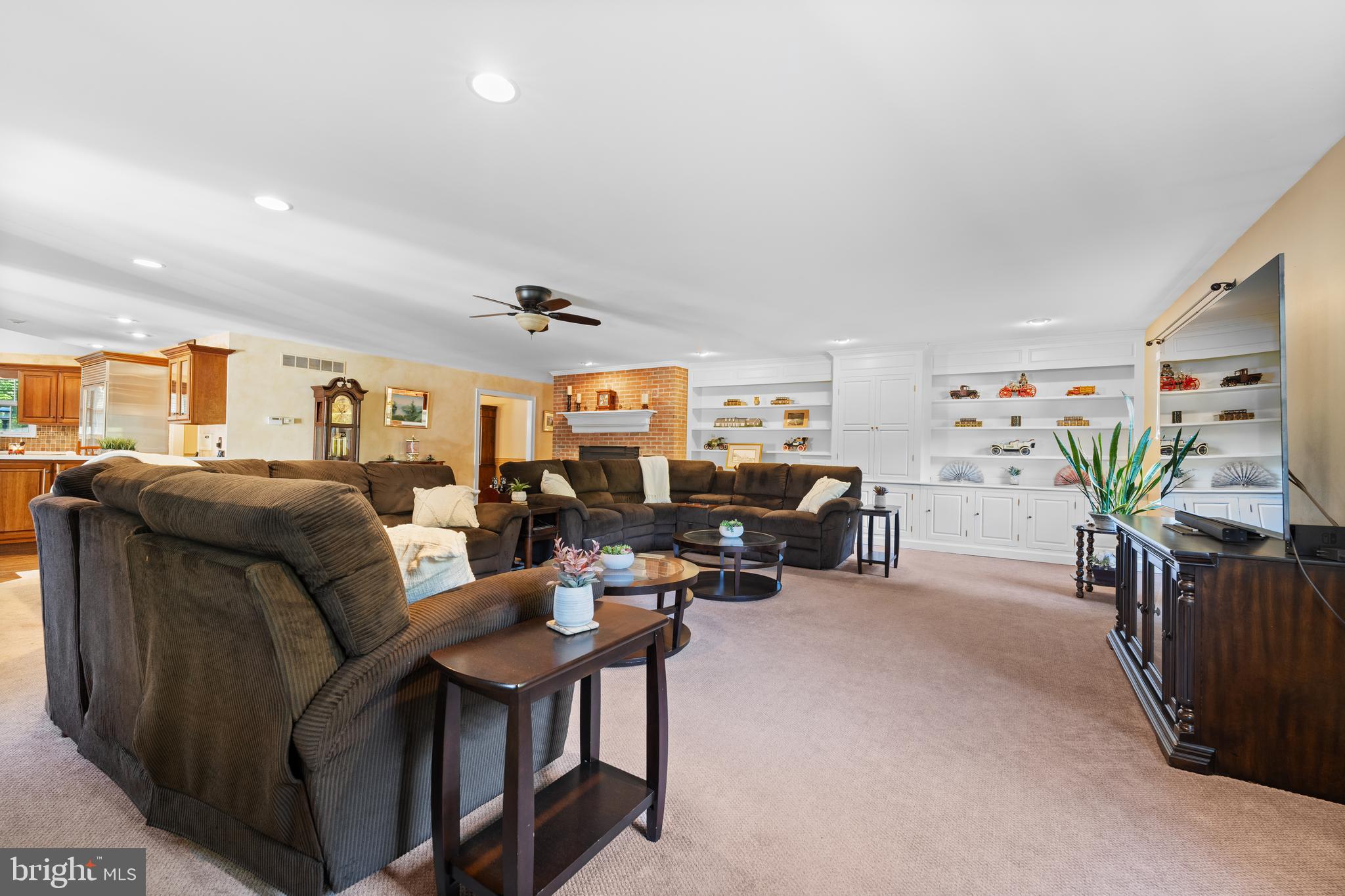 DOYLESTOWN - Residential