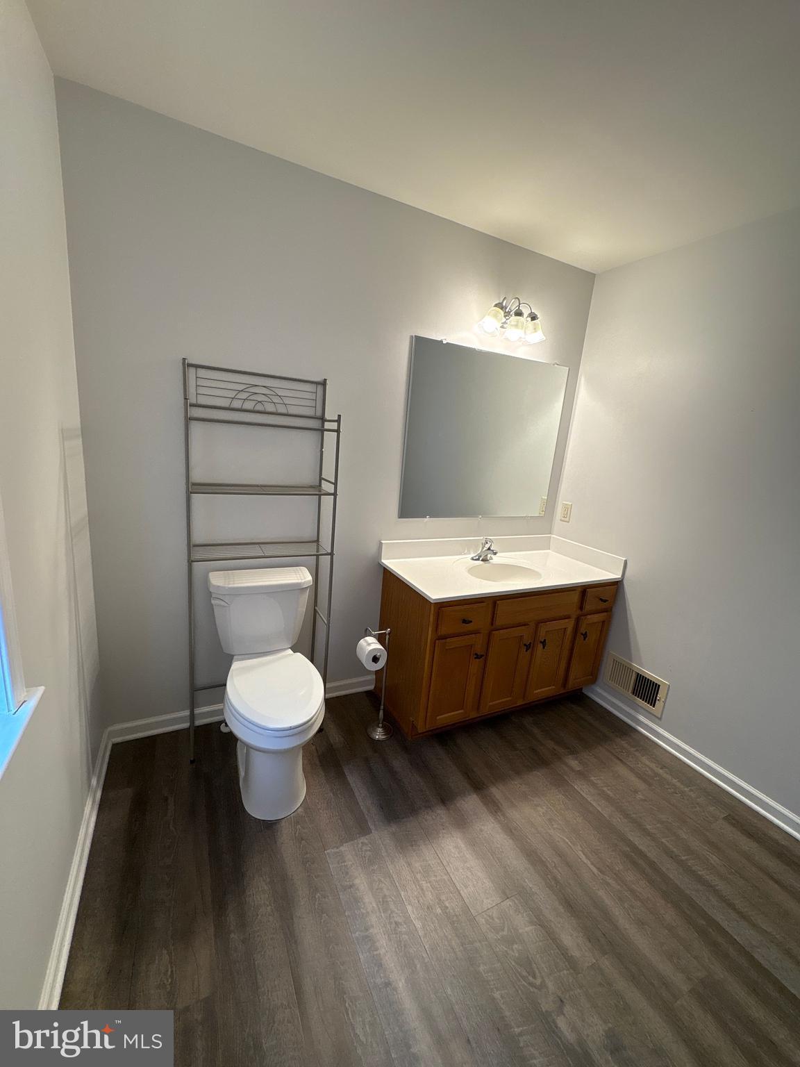 CHATHAM CREEK - Residential Lease