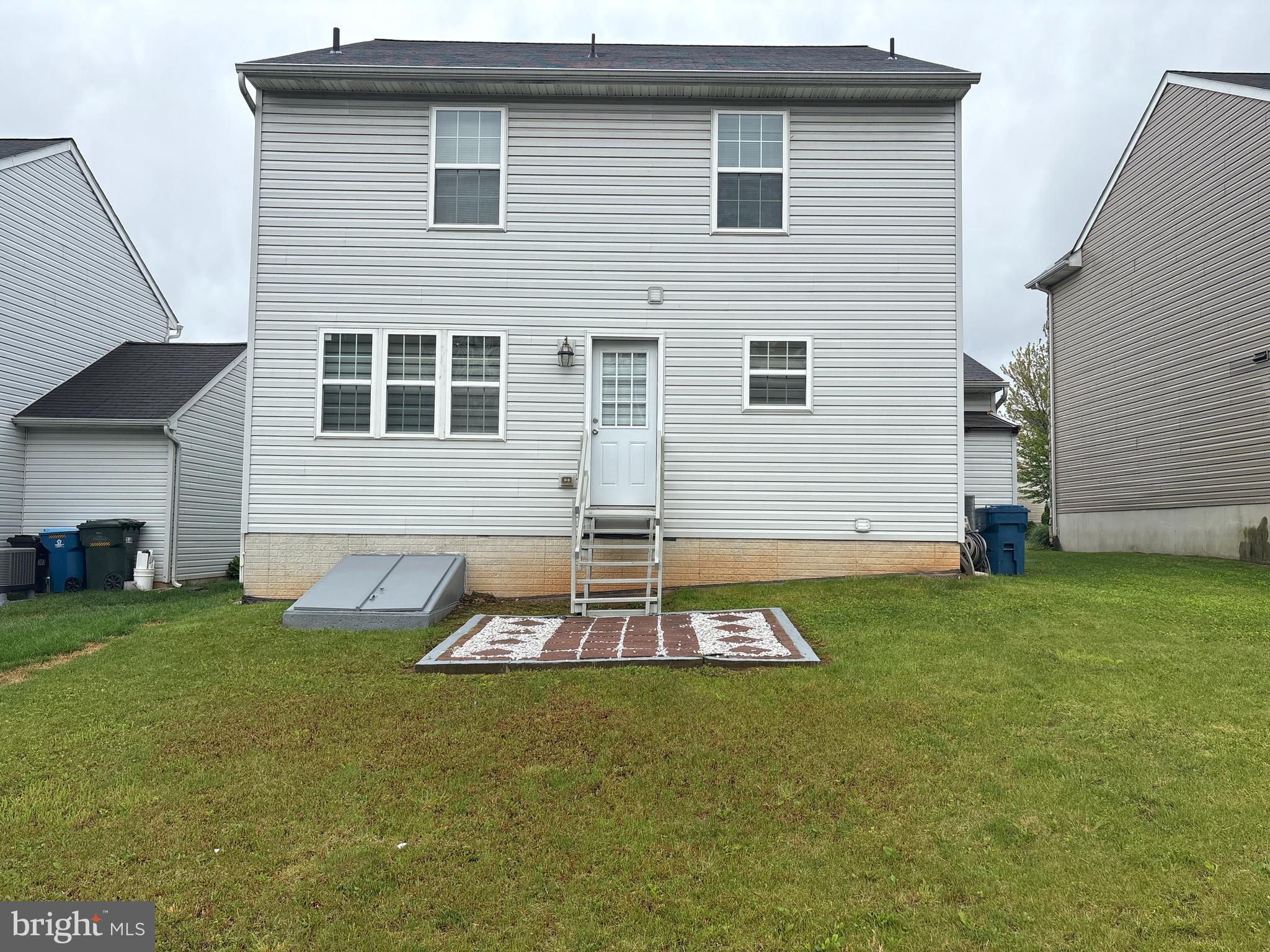 CHATHAM CREEK - Residential Lease