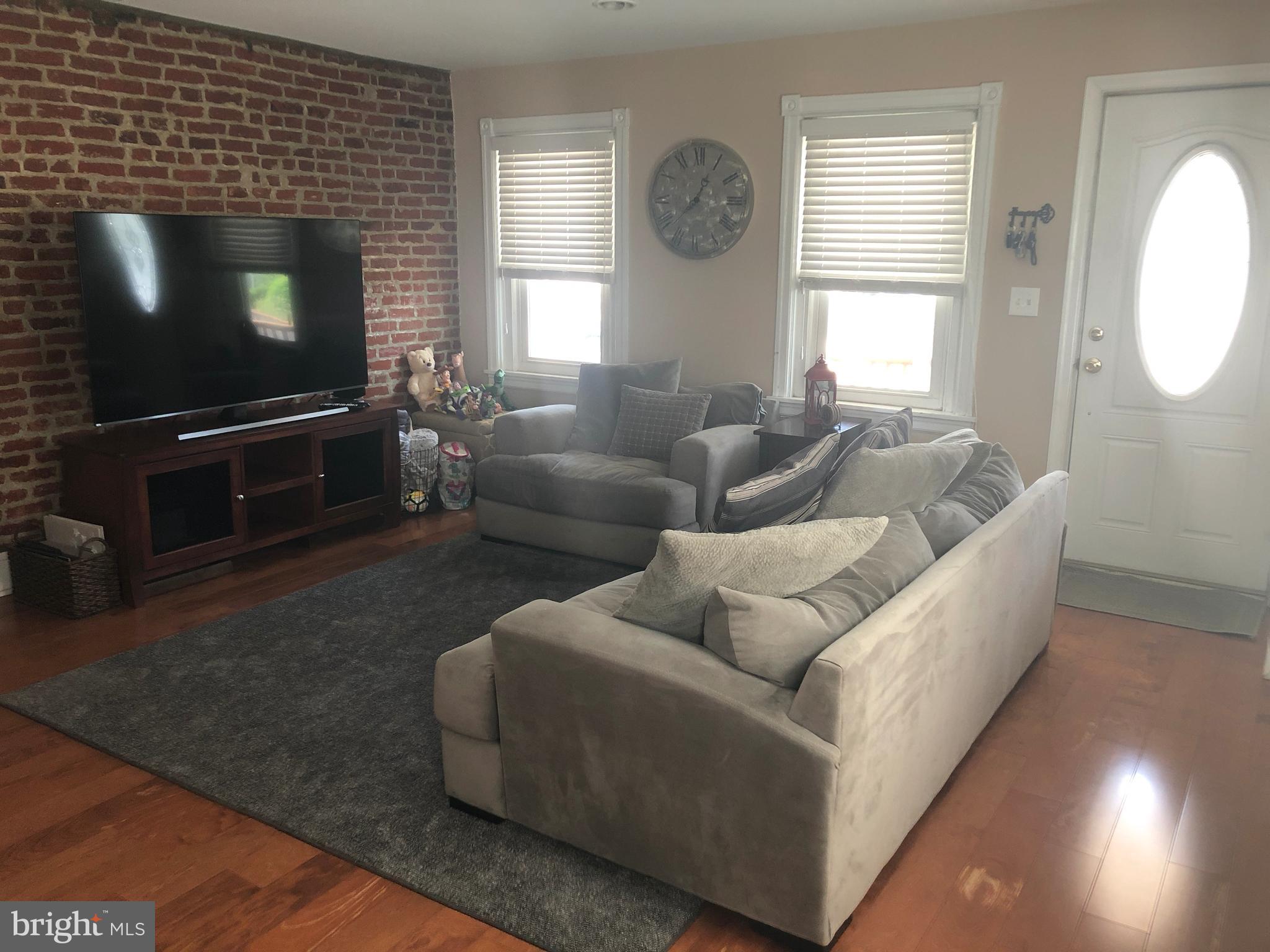 JENKINTOWN - Residential