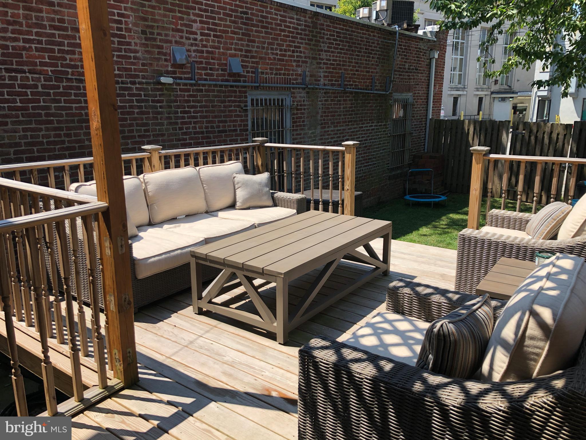 JENKINTOWN - Residential