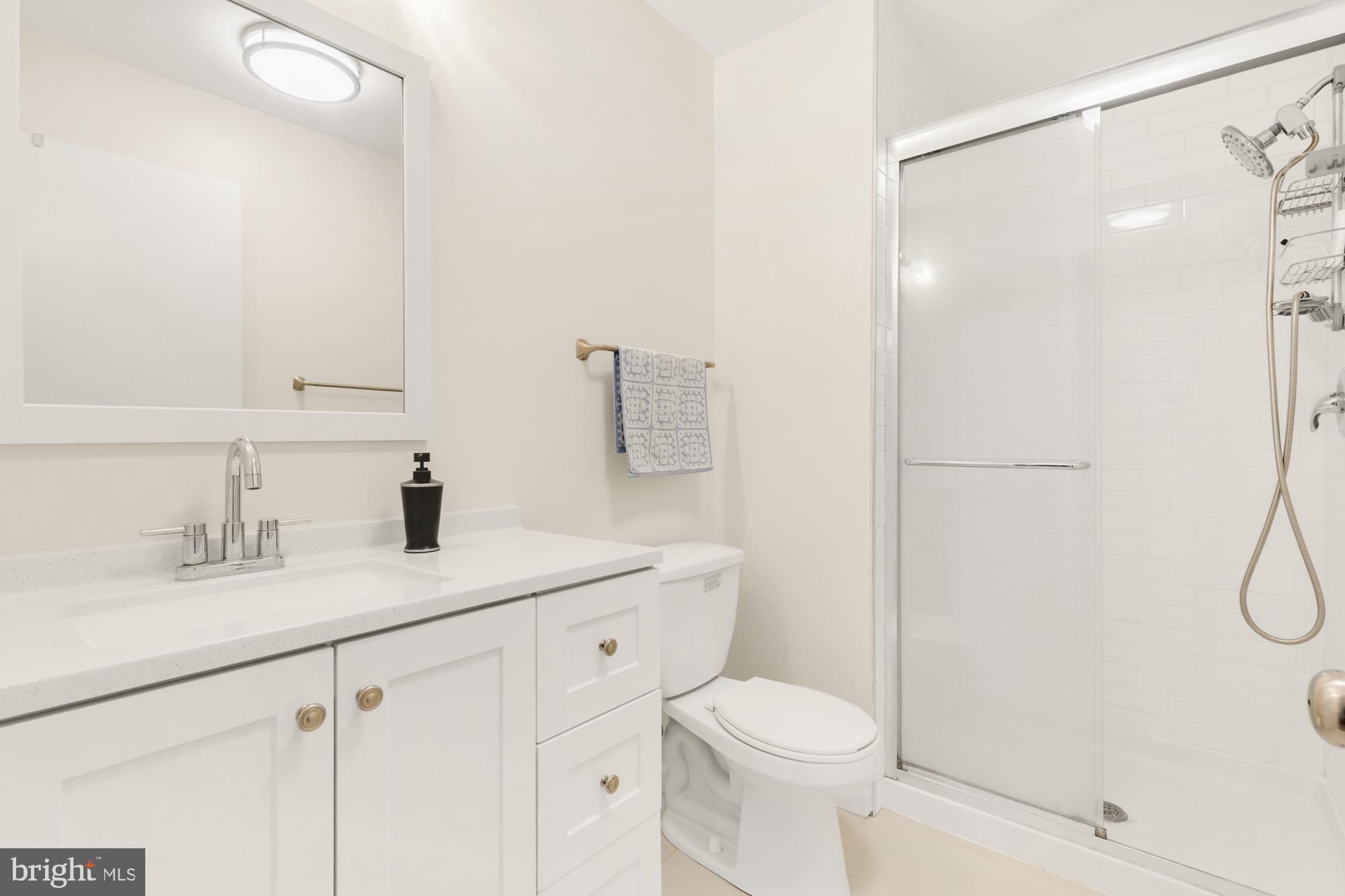 GRAYROB - Residential Lease