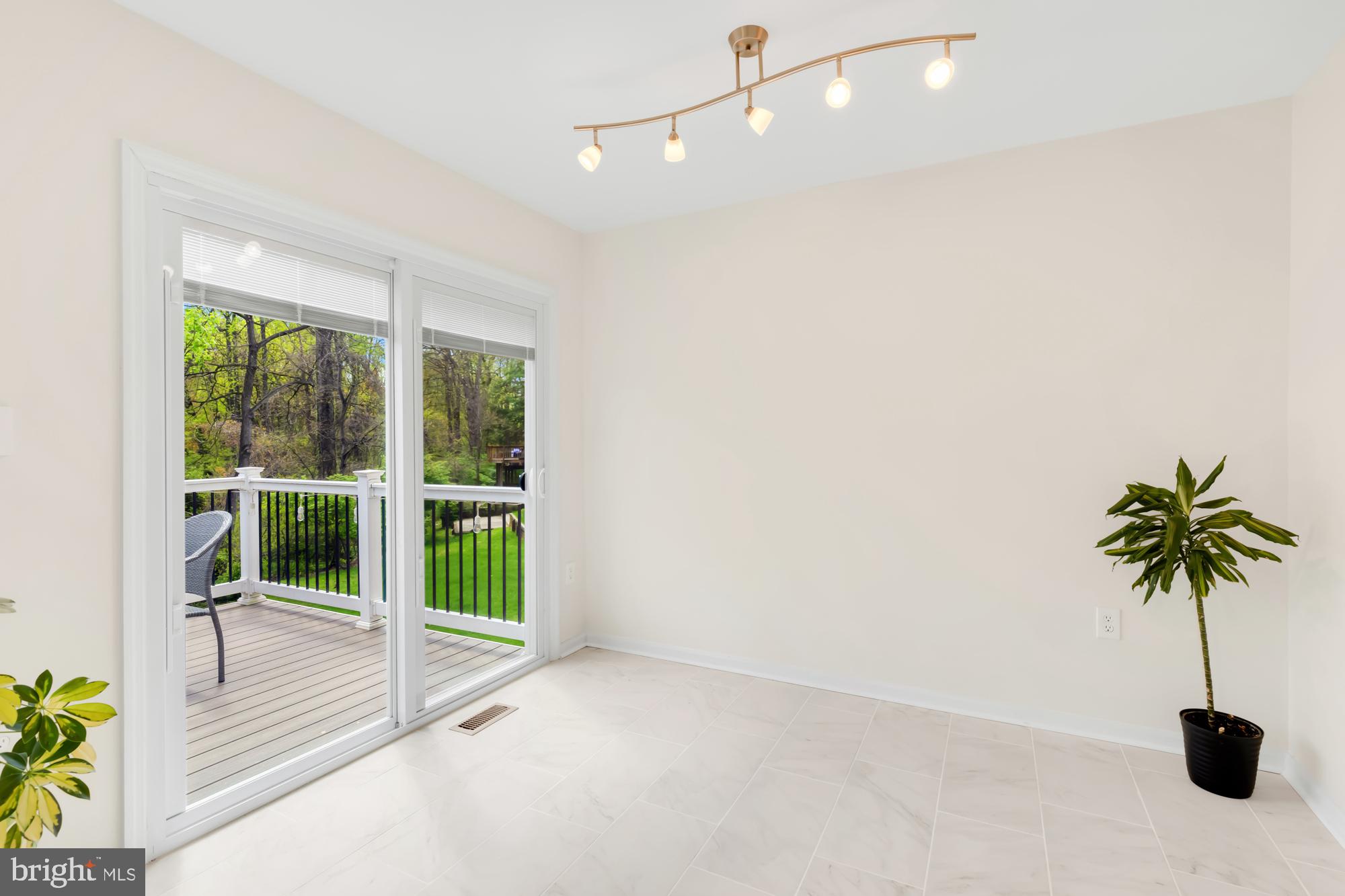 GRAYROB - Residential Lease