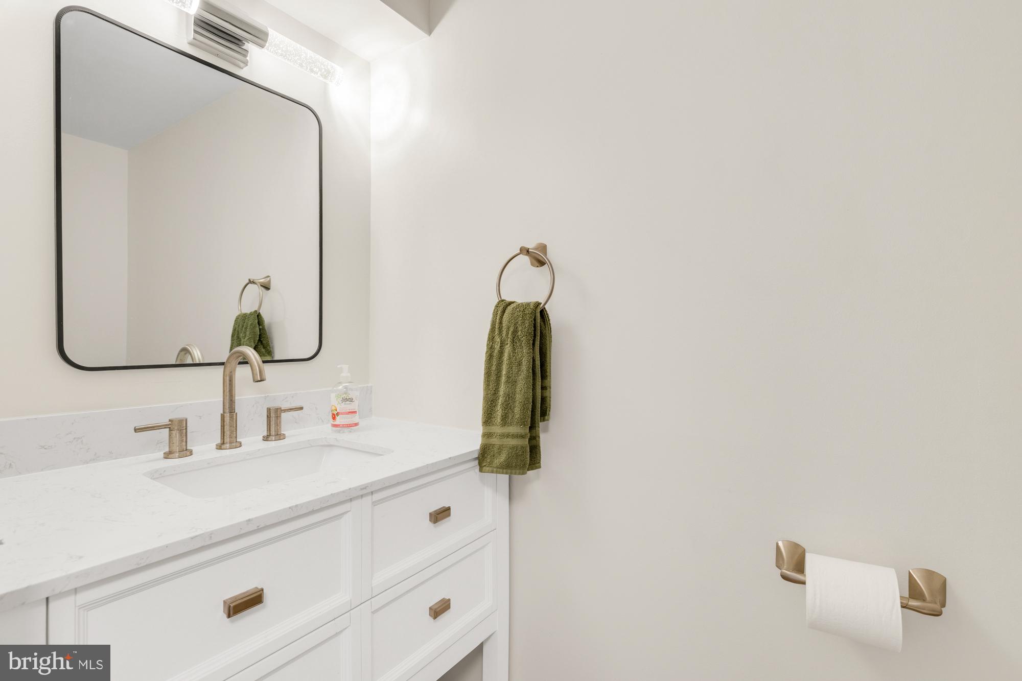 GRAYROB - Residential Lease