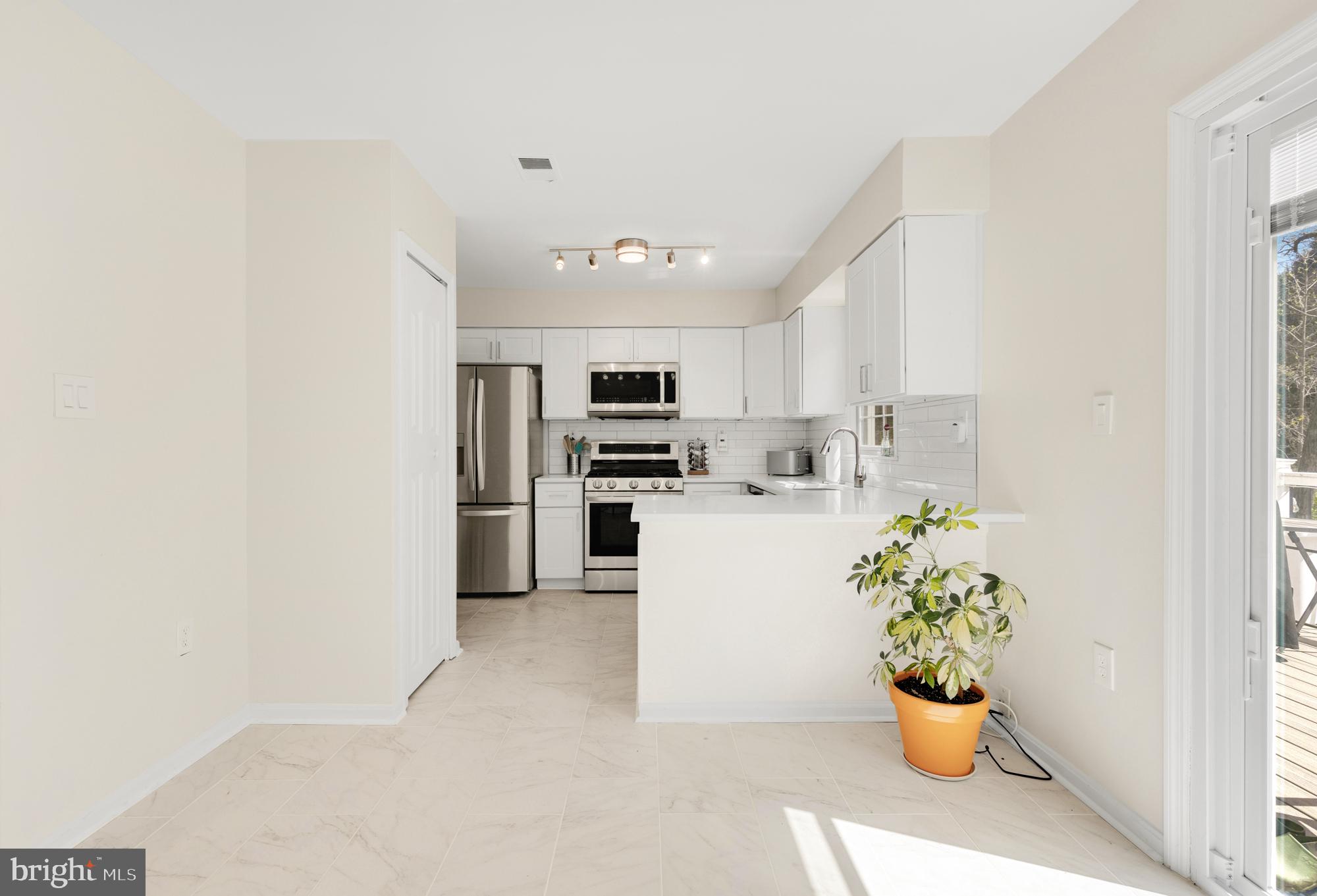 GRAYROB - Residential Lease