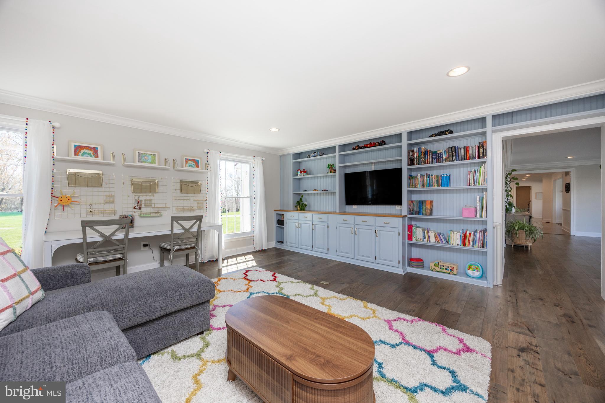 RADLEY RUN - Residential