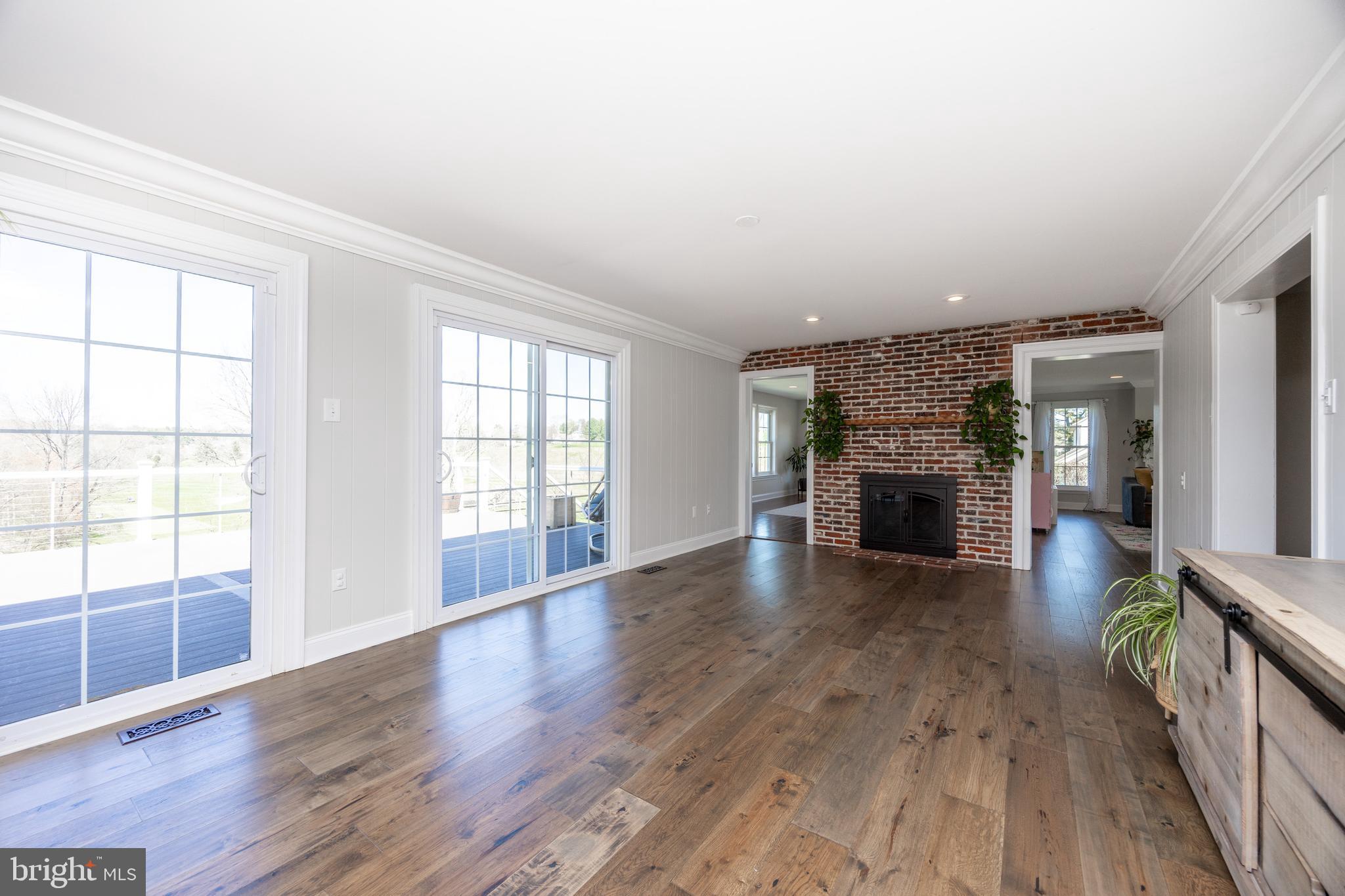 RADLEY RUN - Residential