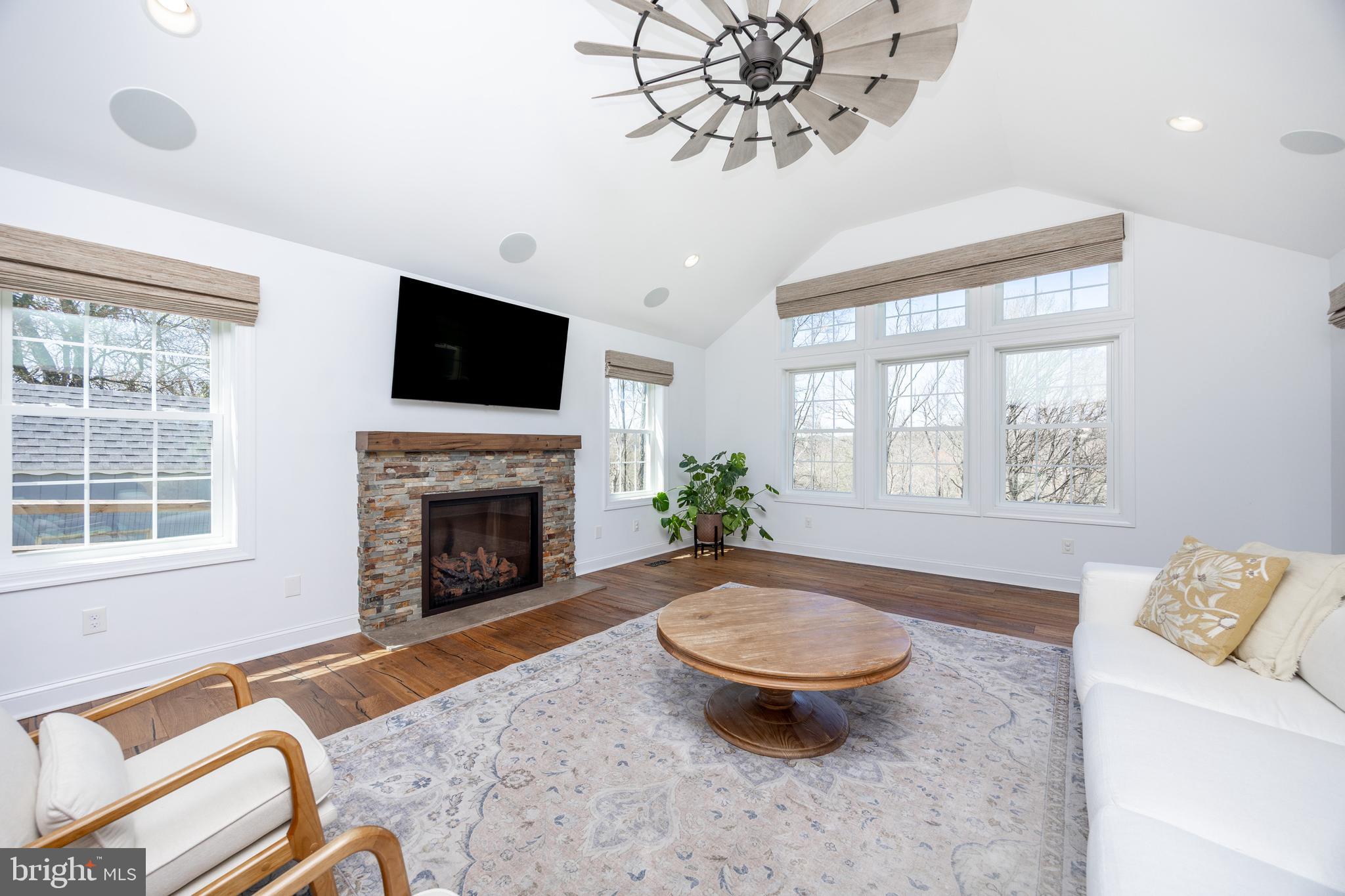 RADLEY RUN - Residential