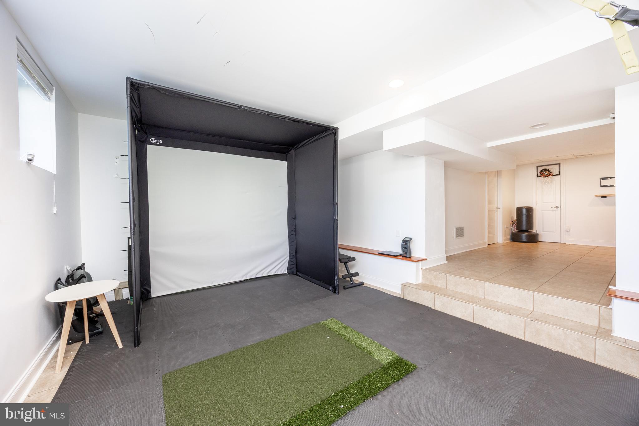 RADLEY RUN - Residential