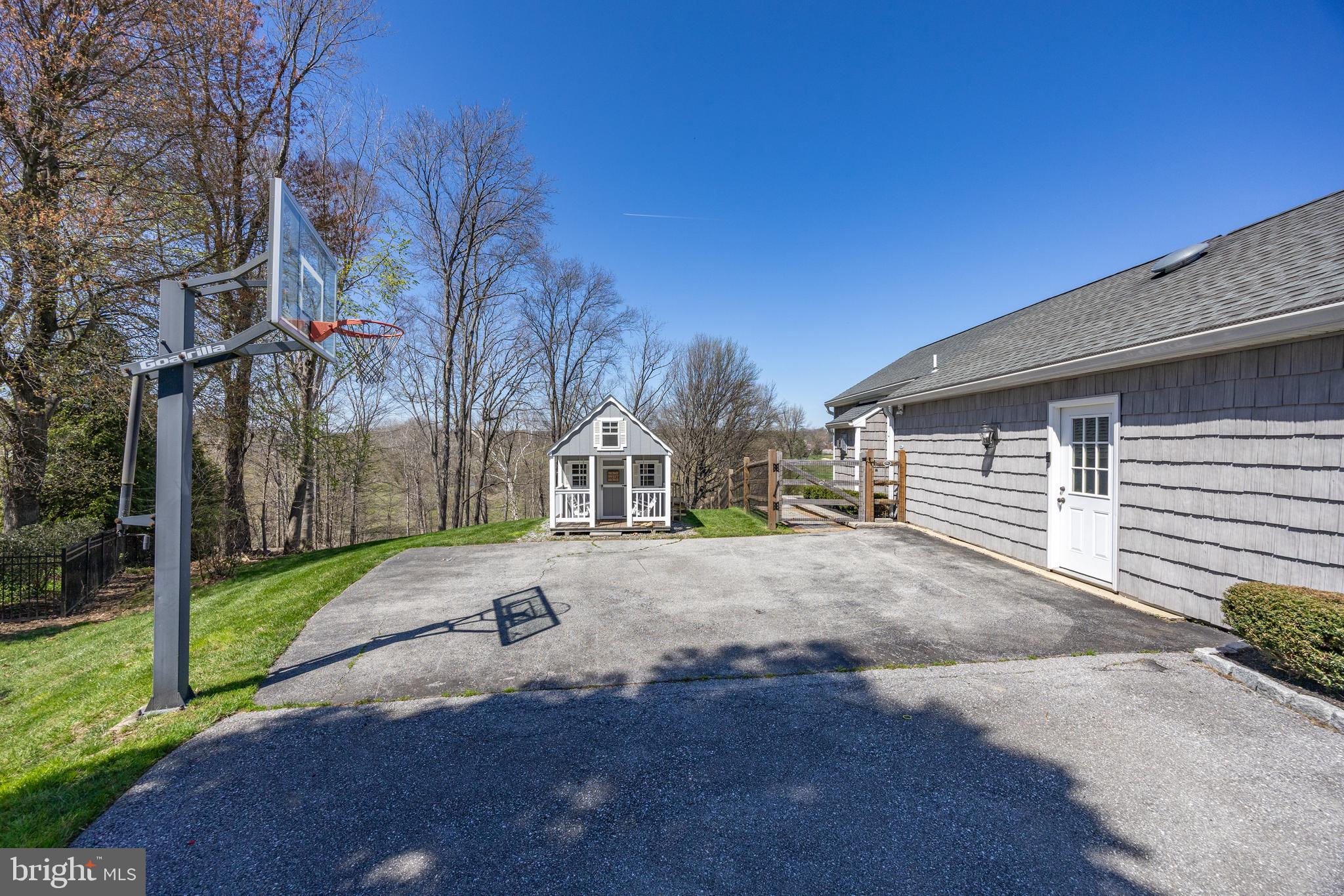 RADLEY RUN - Residential