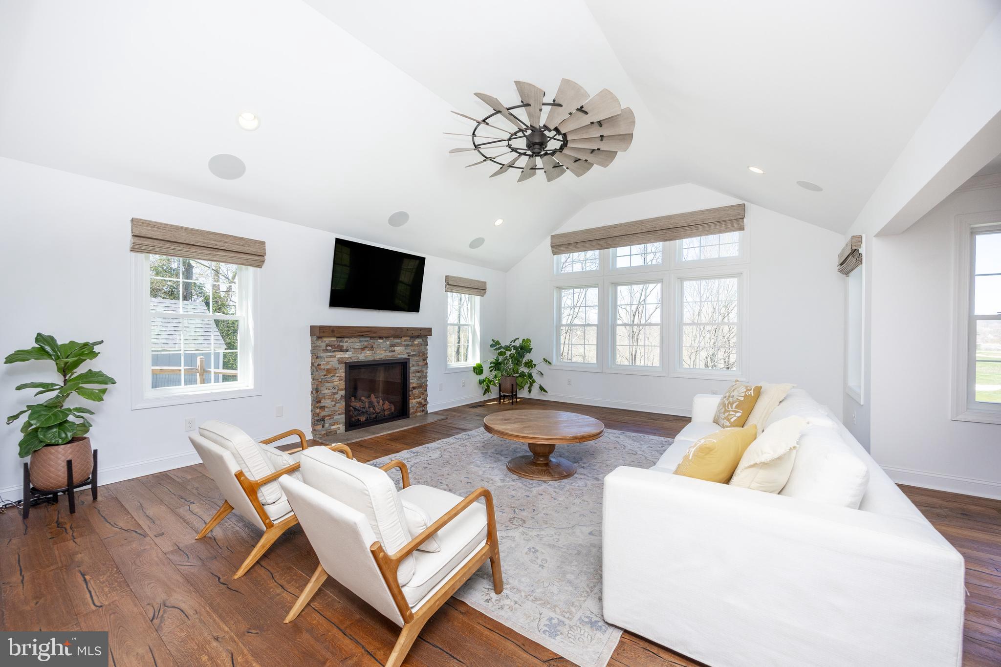 RADLEY RUN - Residential