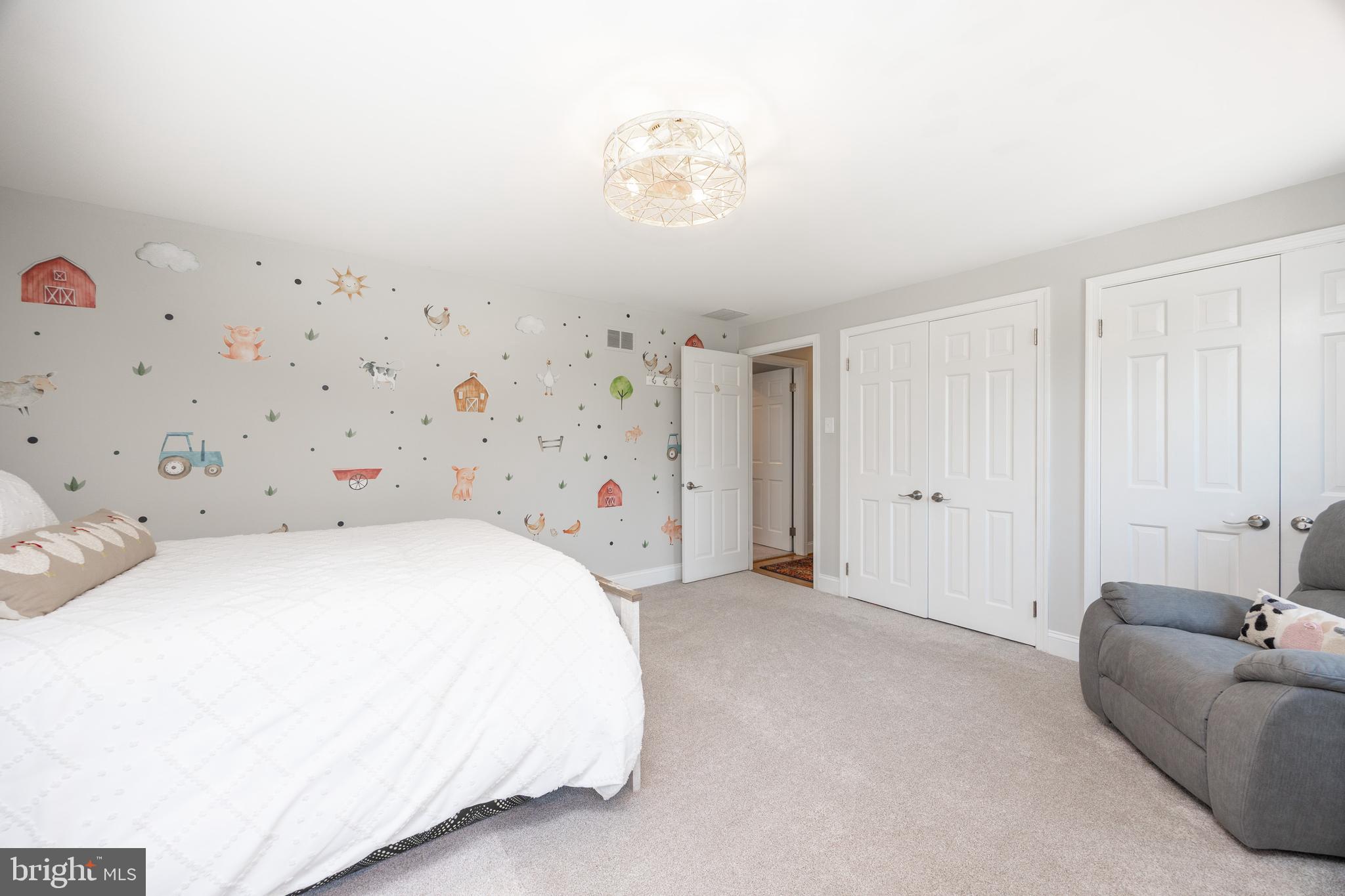 RADLEY RUN - Residential