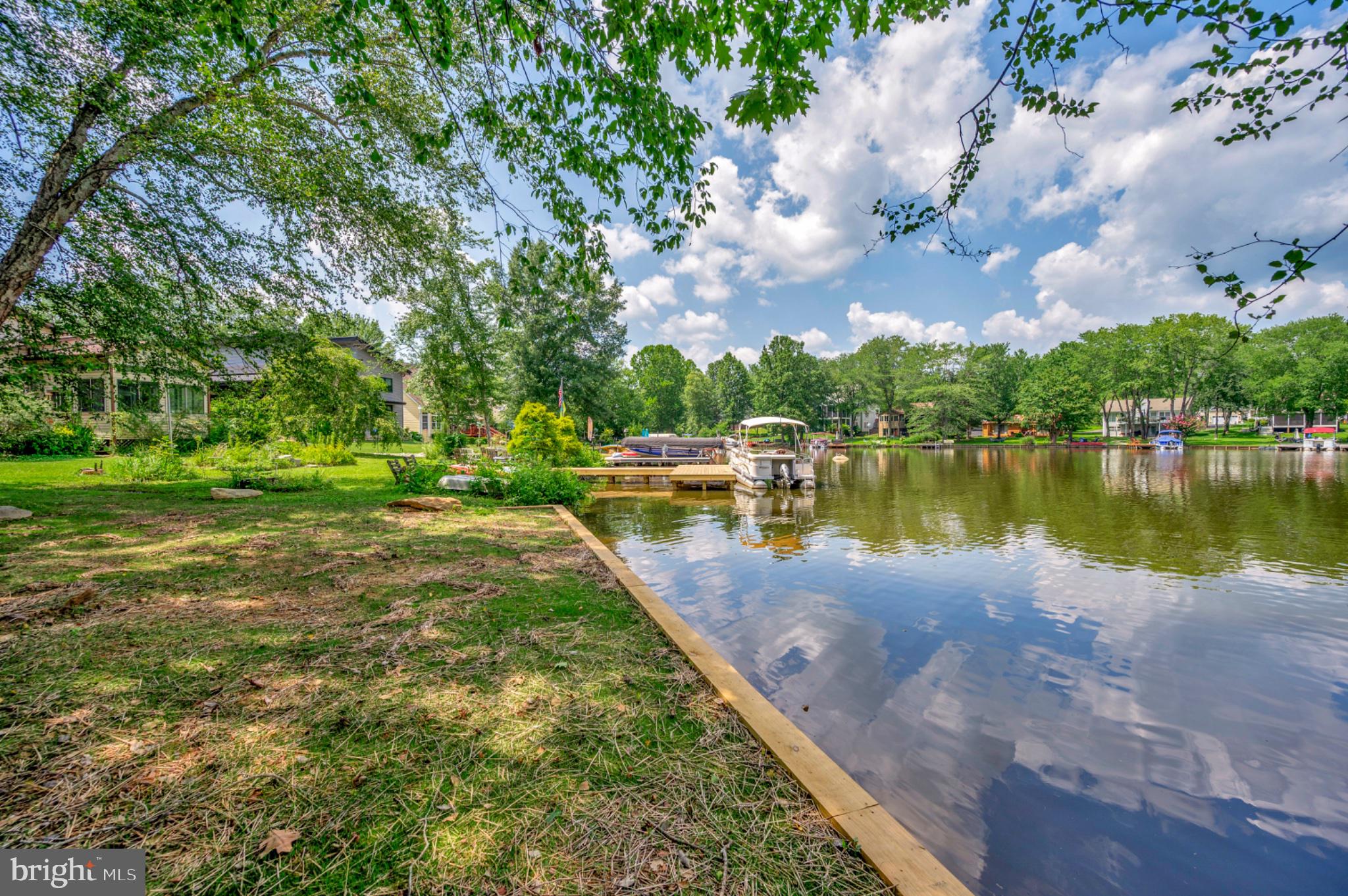 1915 LAKEVIEW PARKWAY