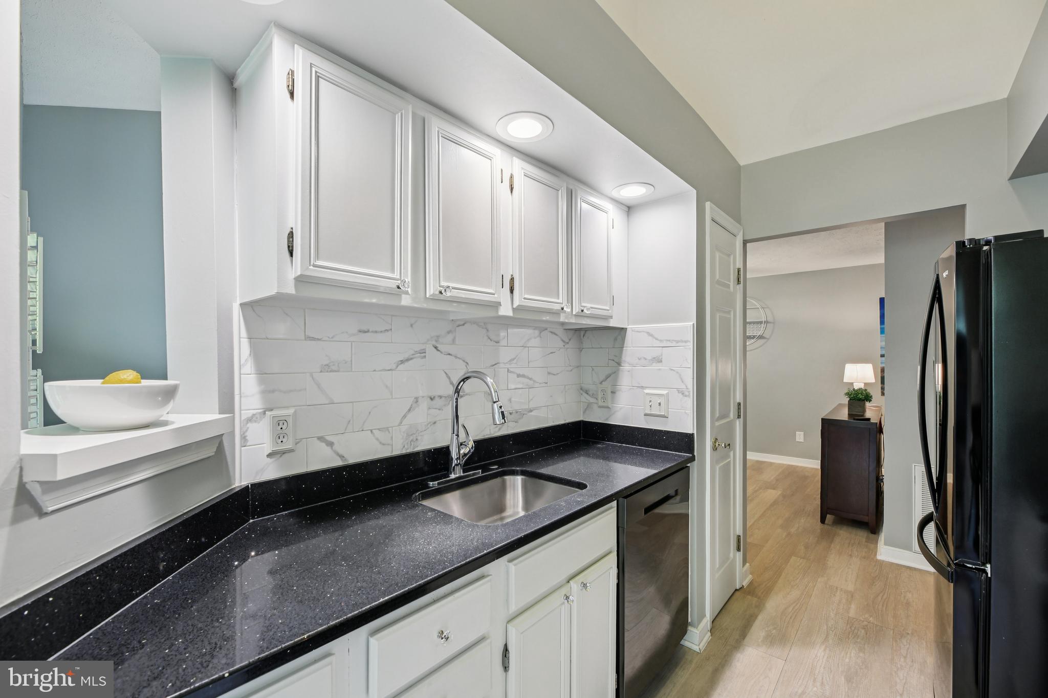 POND CONDOMINIUMS - Residential