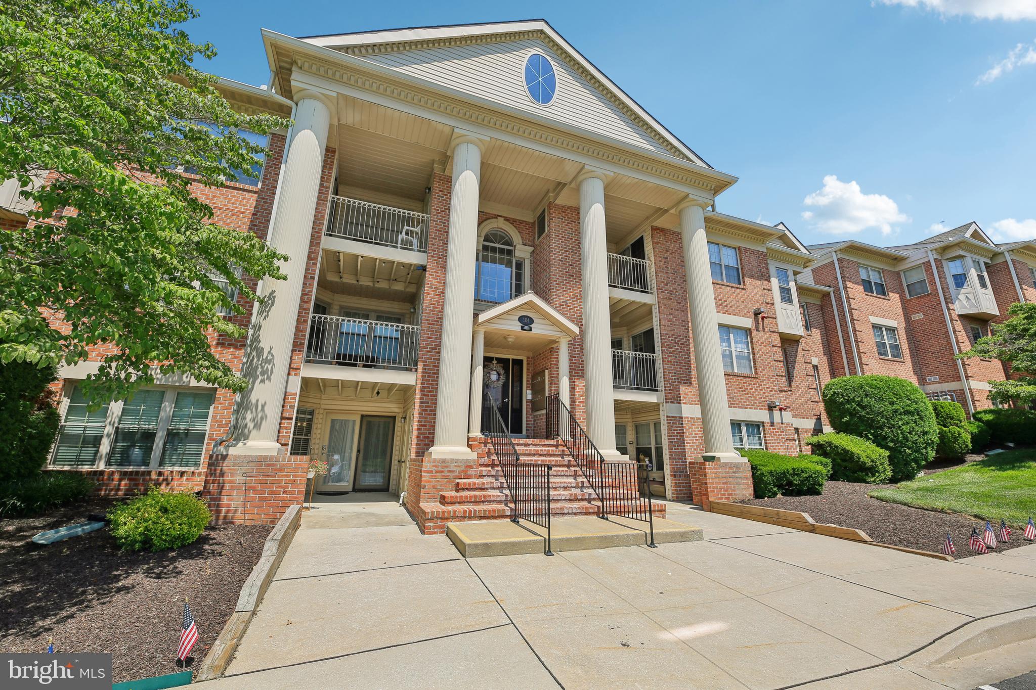 POND CONDOMINIUMS - Residential