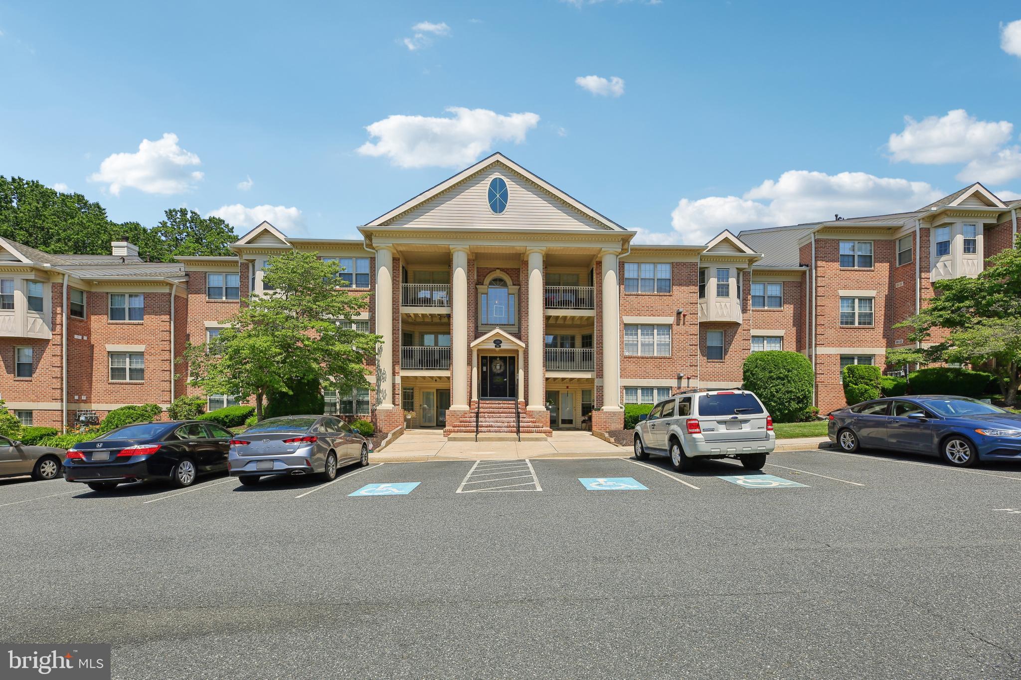 POND CONDOMINIUMS - Residential