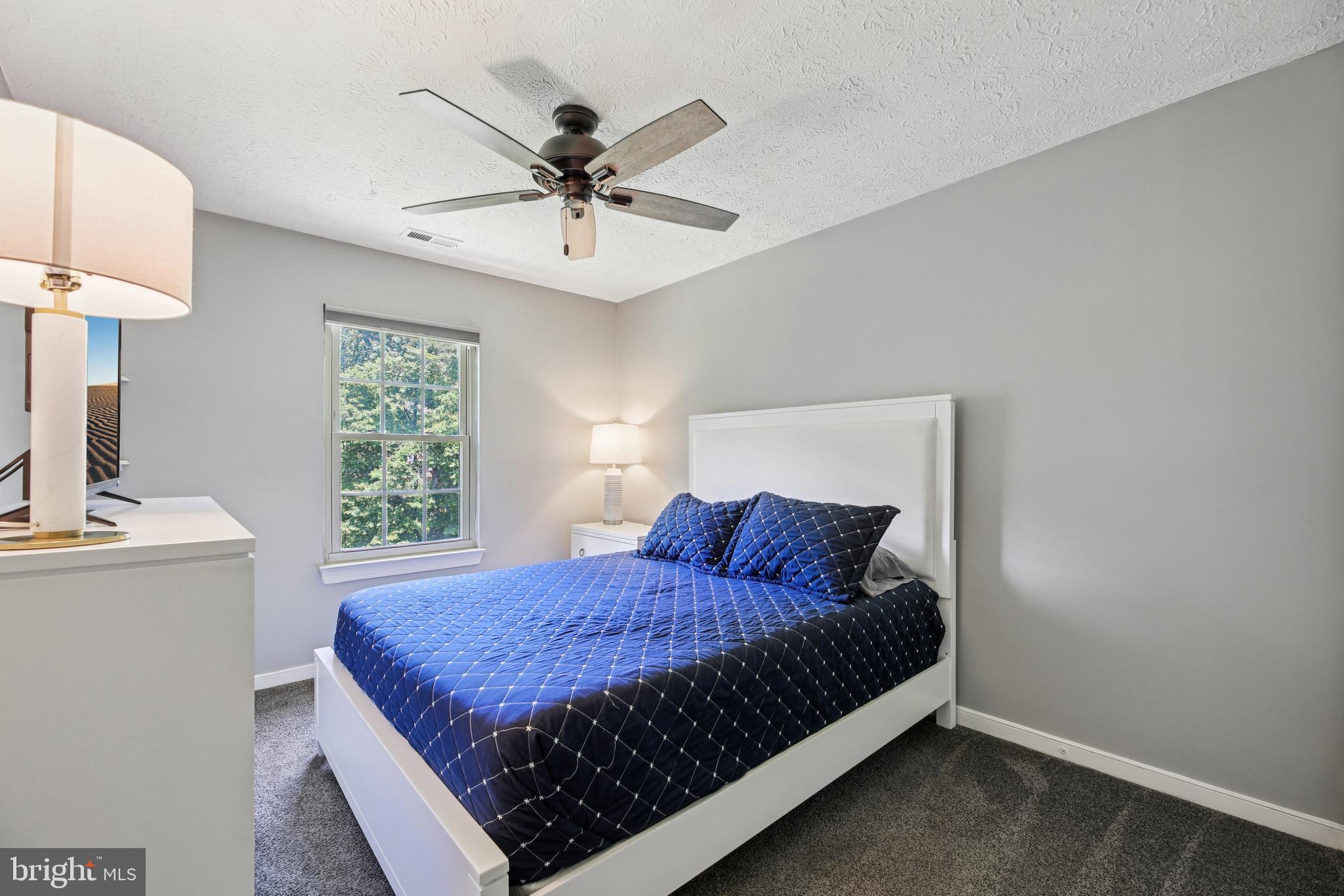 POND CONDOMINIUMS - Residential