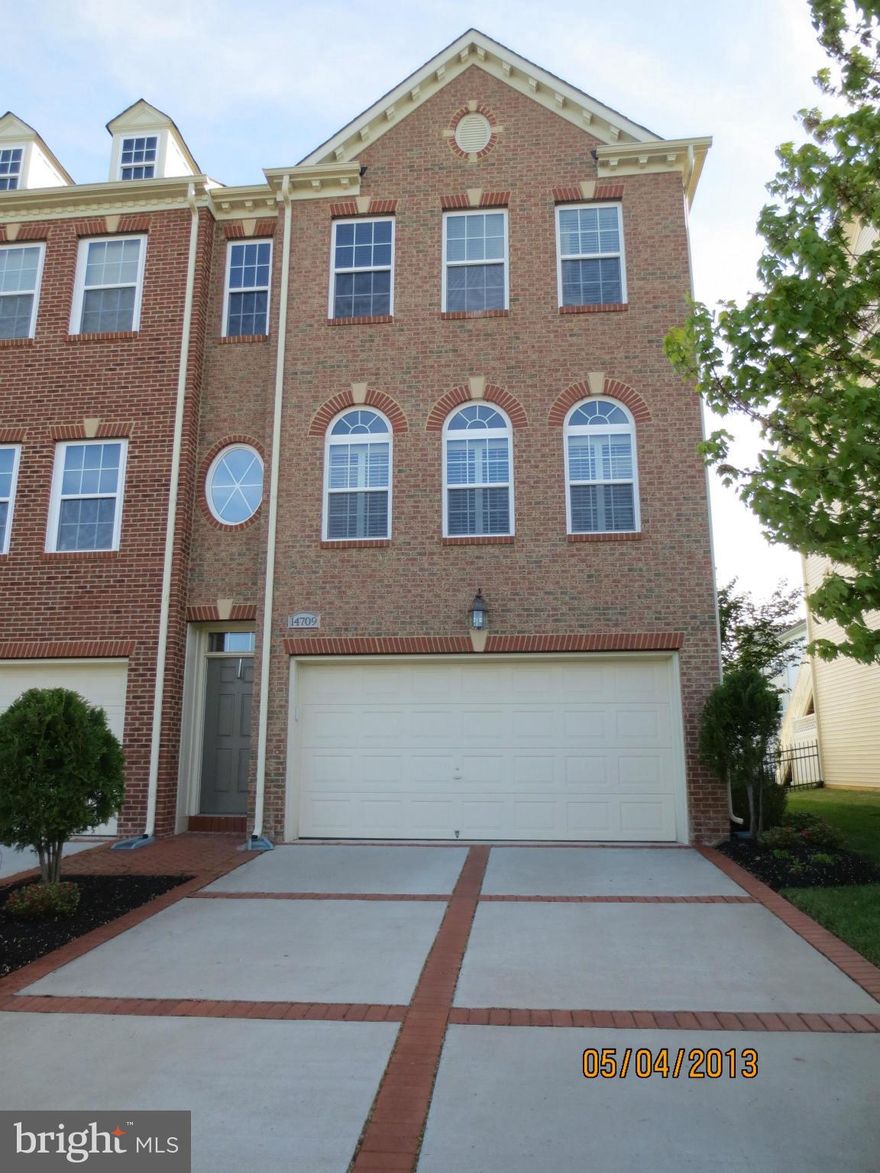 Available Immediately! Single family town-home in gated community of Oak Creek. Spacious w/ hardwood flooring on main level & ceramic tile bathrooms. Large basement w/ gas fireplace. Owners suite w/ large bump-out overlooking golf-course. Upgraded walk-in closet. Morning room off of gourmet kitchen w/ granite counter tops, double oven, updated SS appliances. Fenced in backyard. 2 car garage.