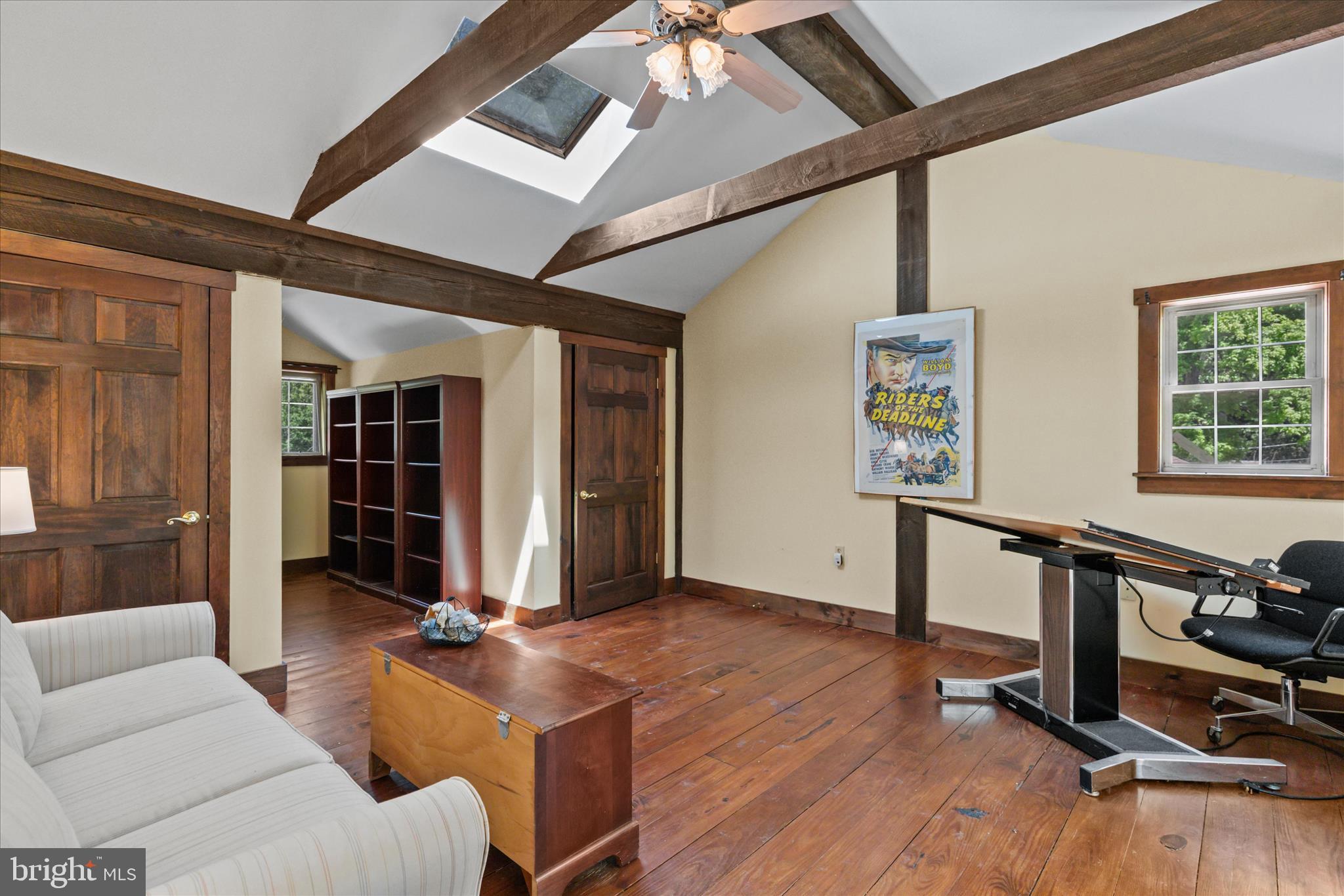 PONDSIDE ACRES - Residential