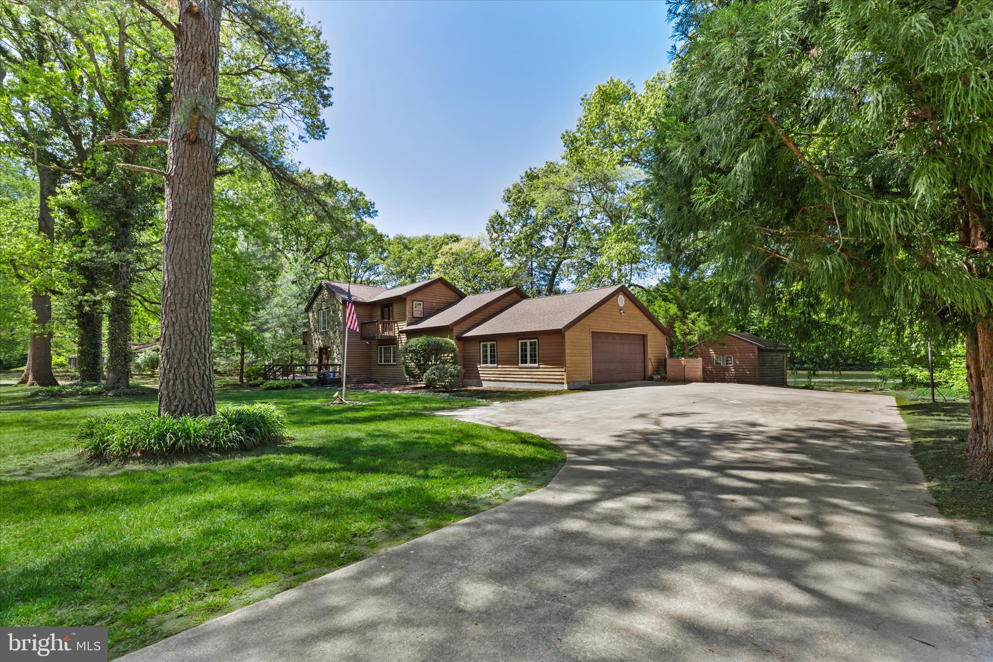 PONDSIDE ACRES - Residential