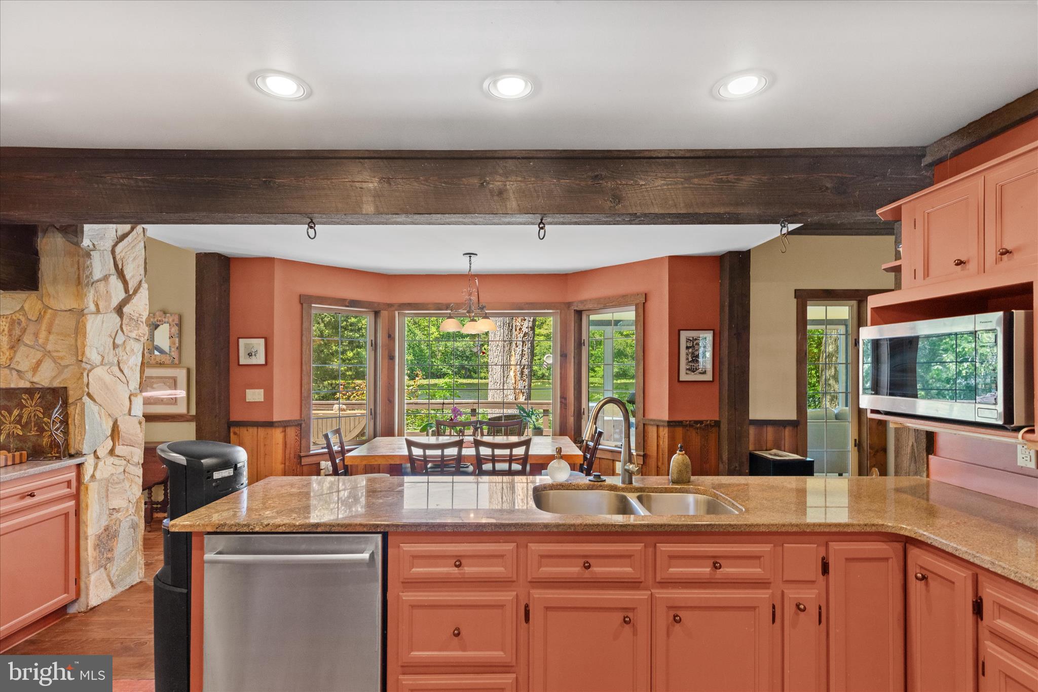 PONDSIDE ACRES - Residential