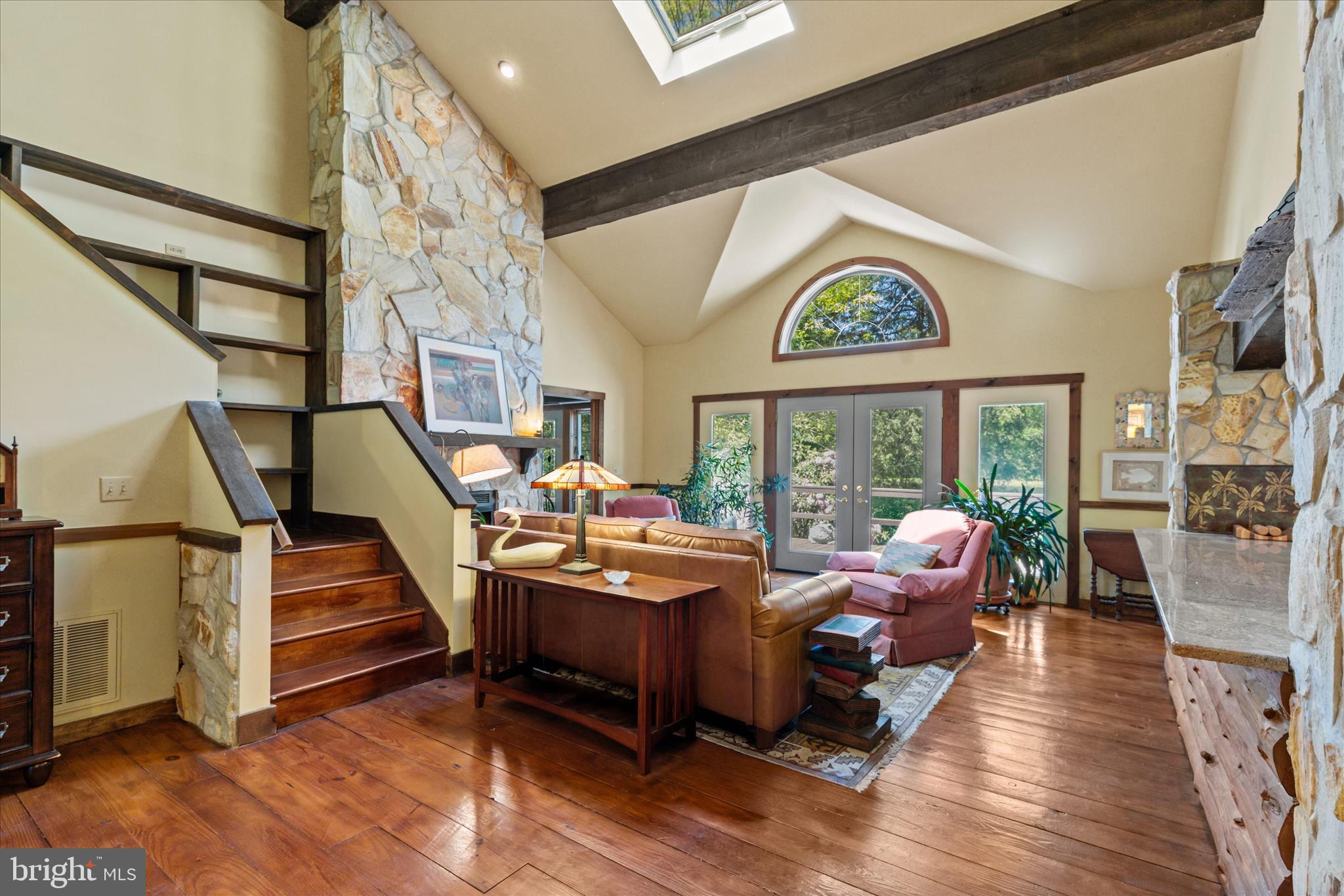 PONDSIDE ACRES - Residential
