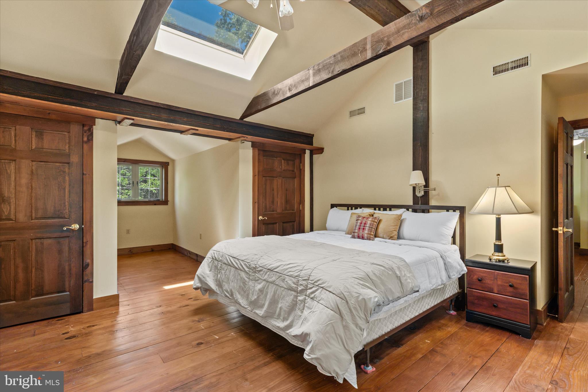PONDSIDE ACRES - Residential