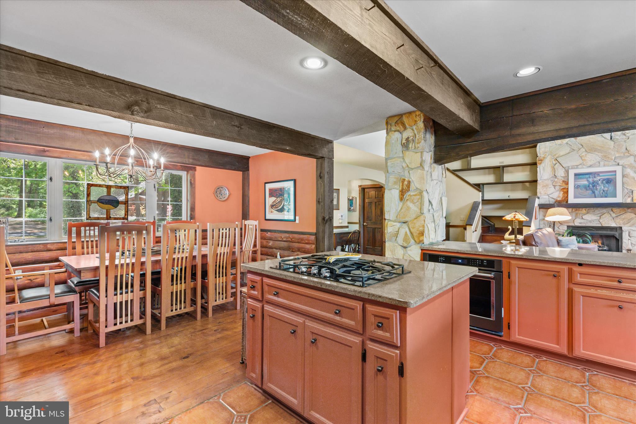 PONDSIDE ACRES - Residential