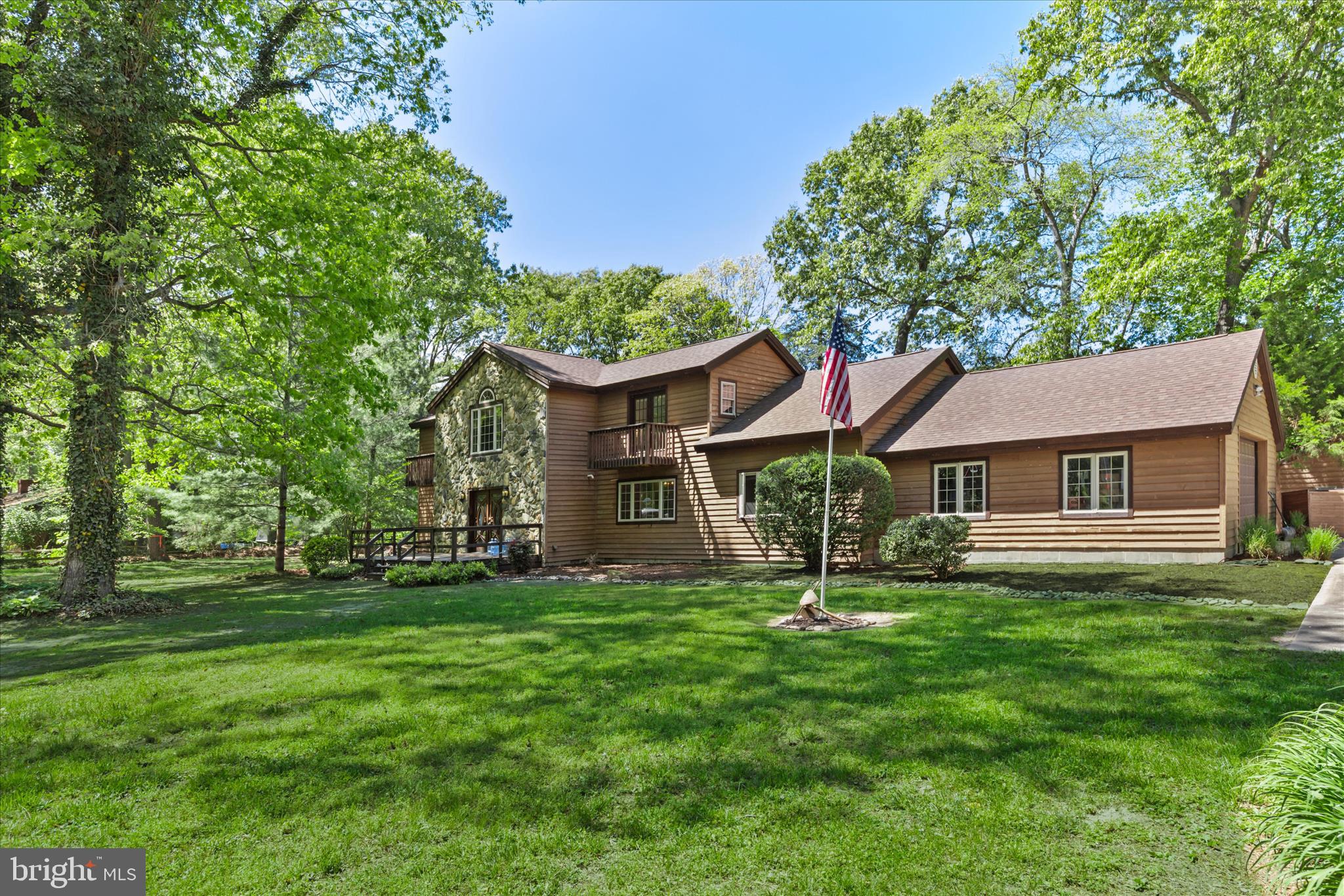 PONDSIDE ACRES - Residential