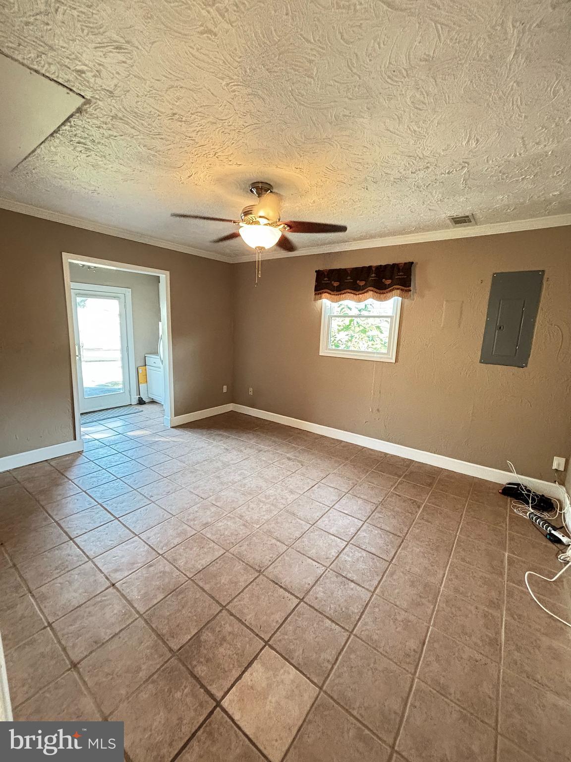 GREENBRIAR - Residential Lease