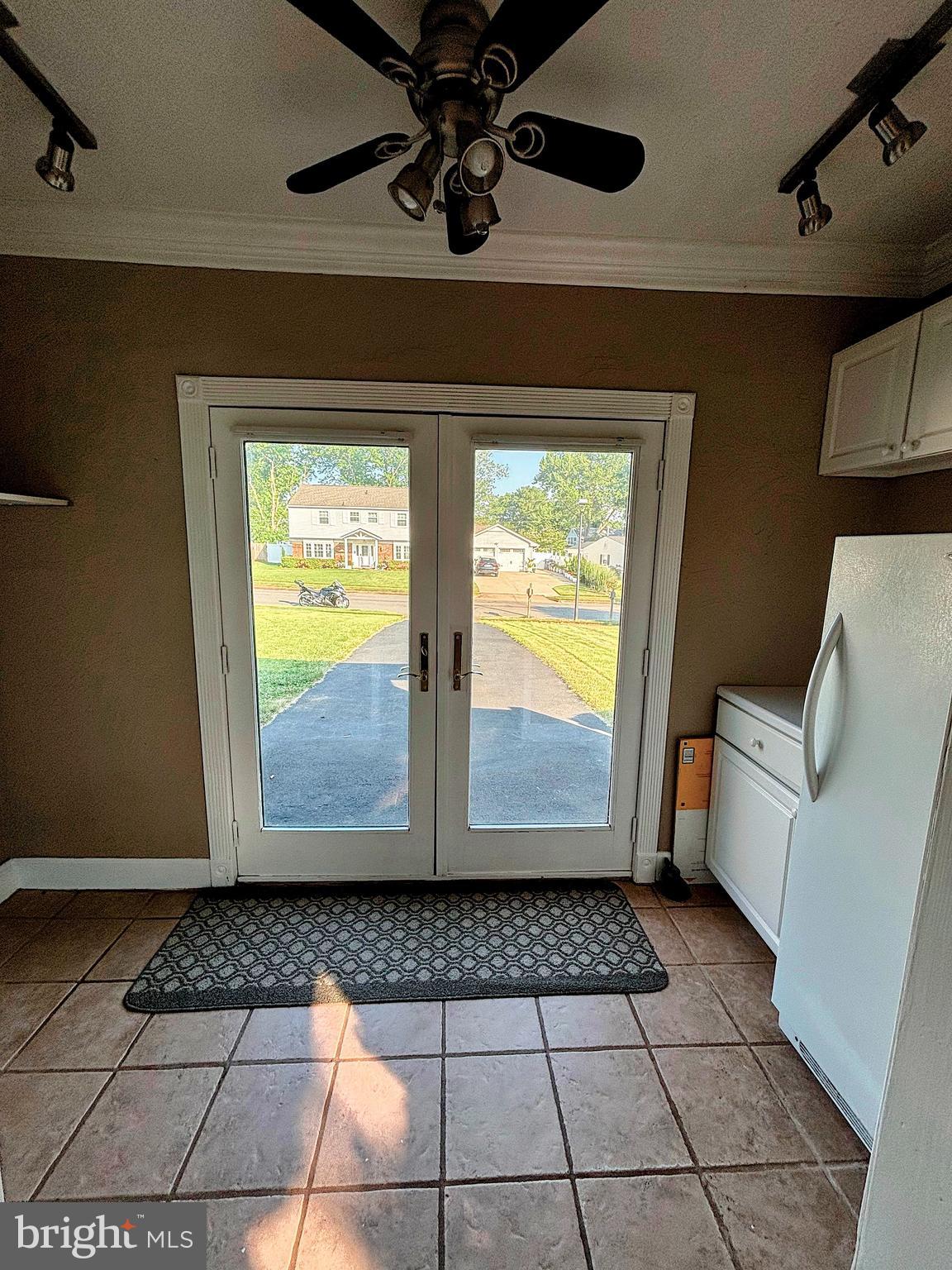 GREENBRIAR - Residential Lease