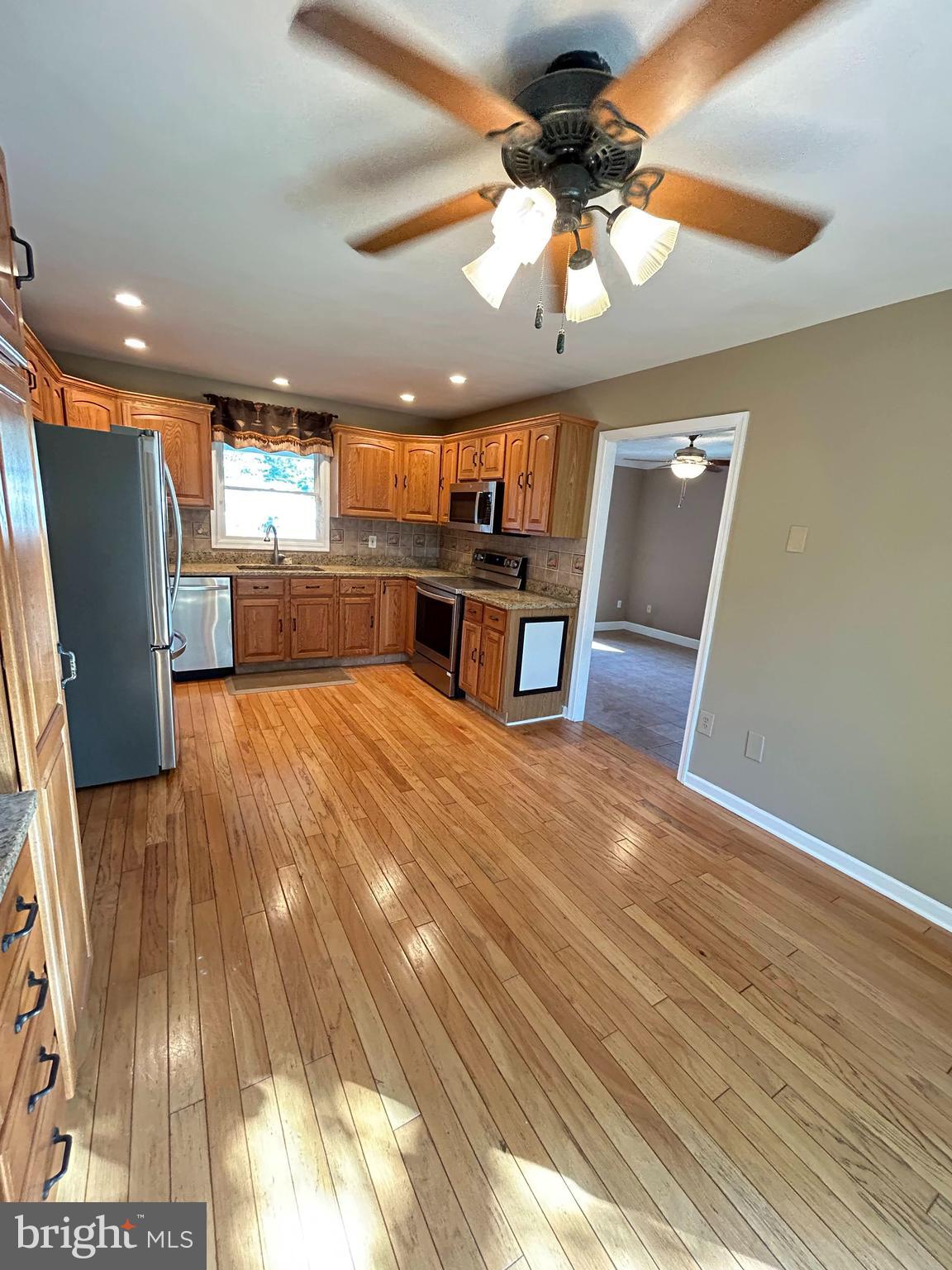 GREENBRIAR - Residential Lease