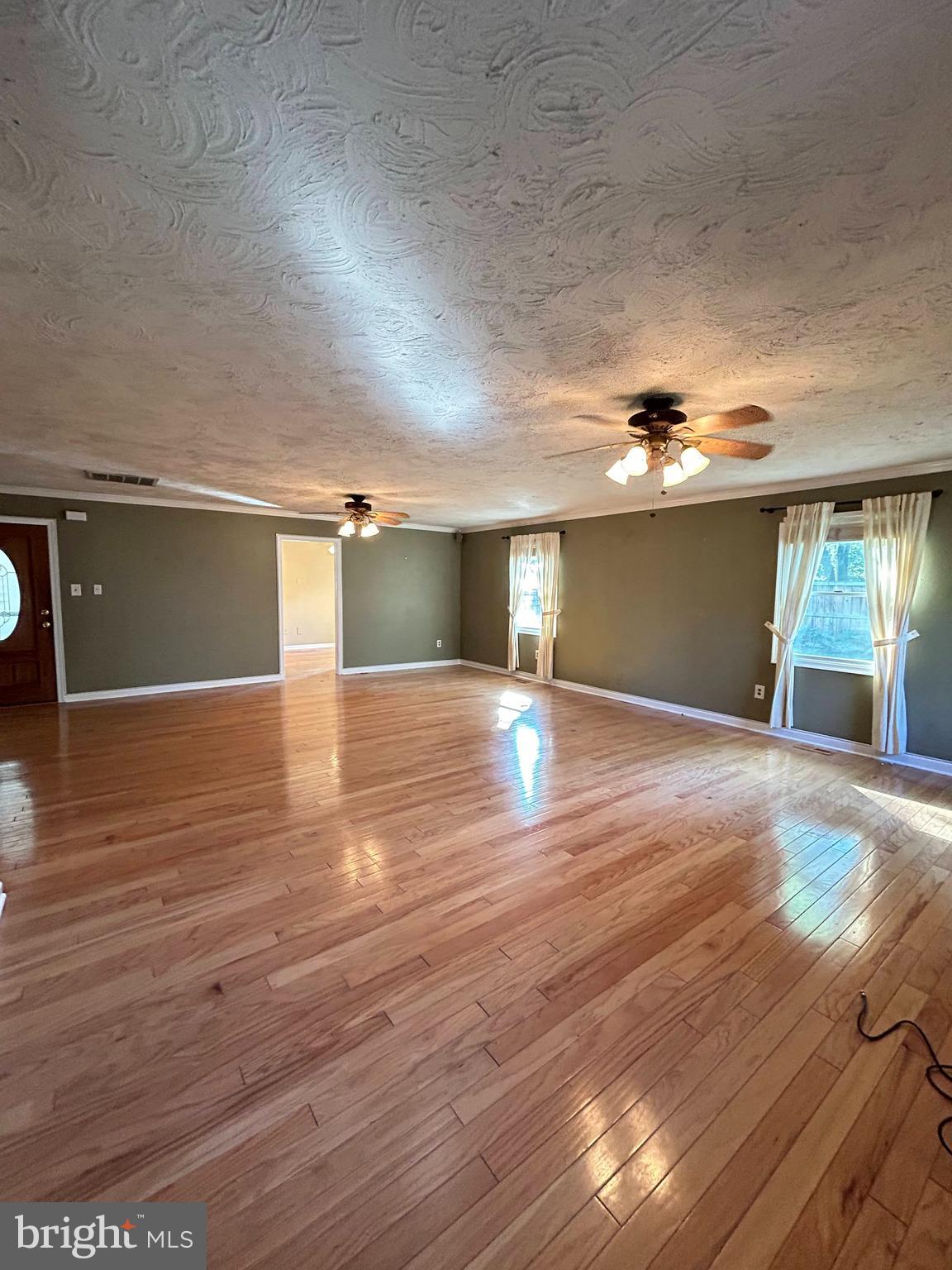 GREENBRIAR - Residential Lease